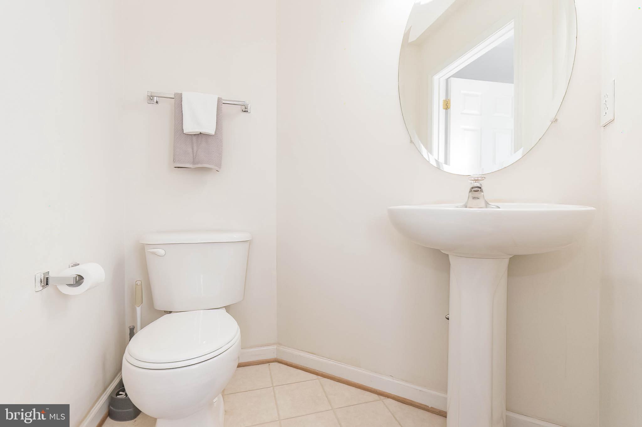 COUNTY GREEN - Residential