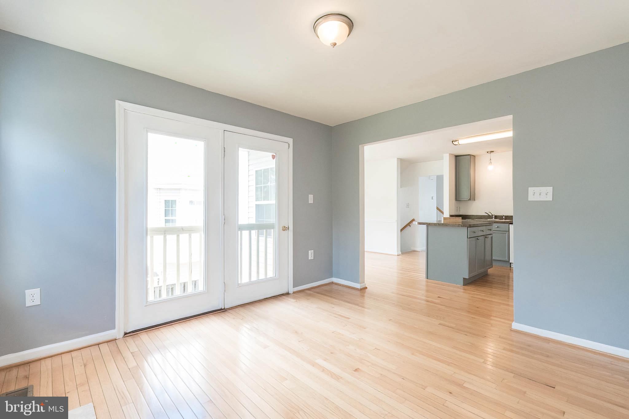 COUNTY GREEN - Residential