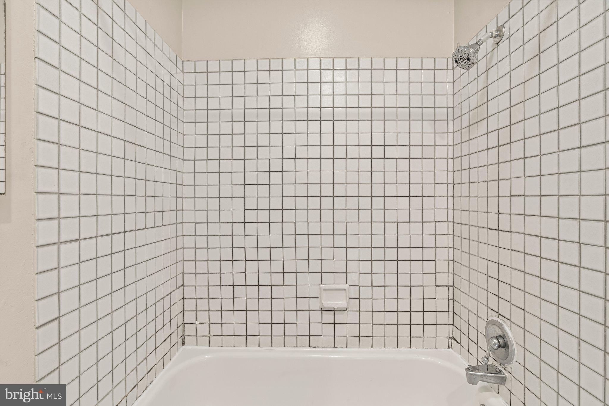 SOCIETY HILL - Residential Lease