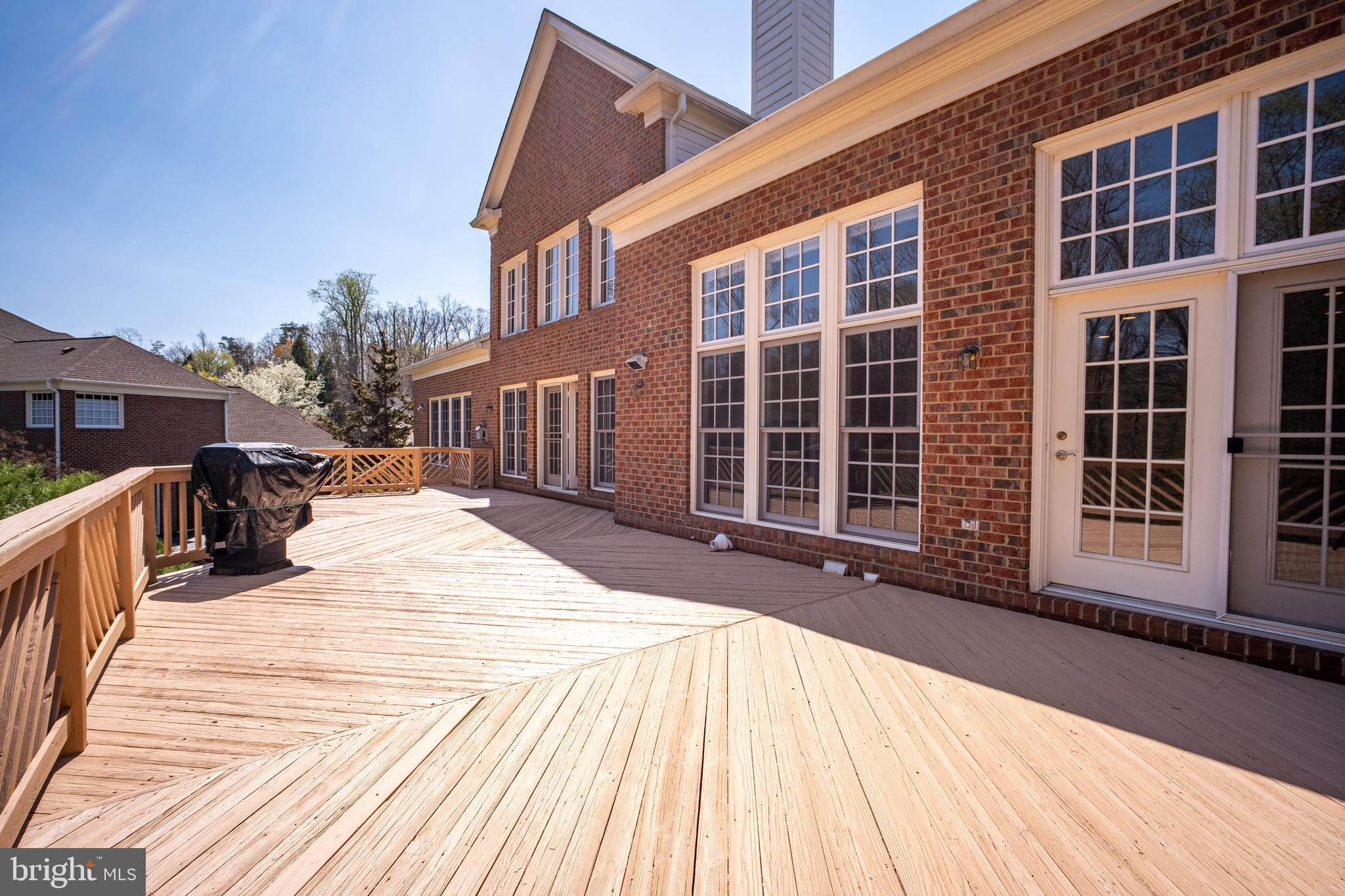 WINDSONG SOUTH - Residential