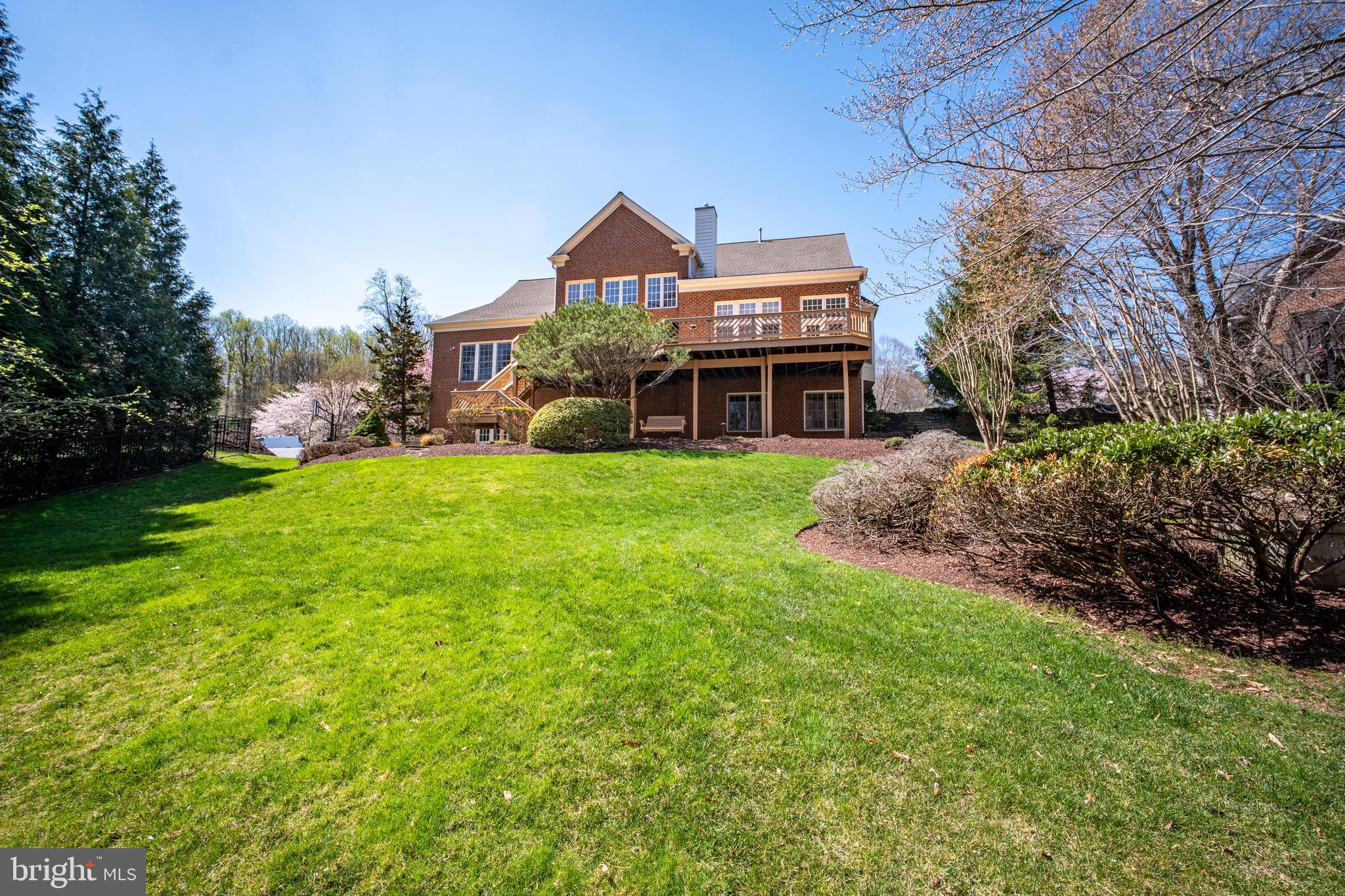 WINDSONG SOUTH - Residential