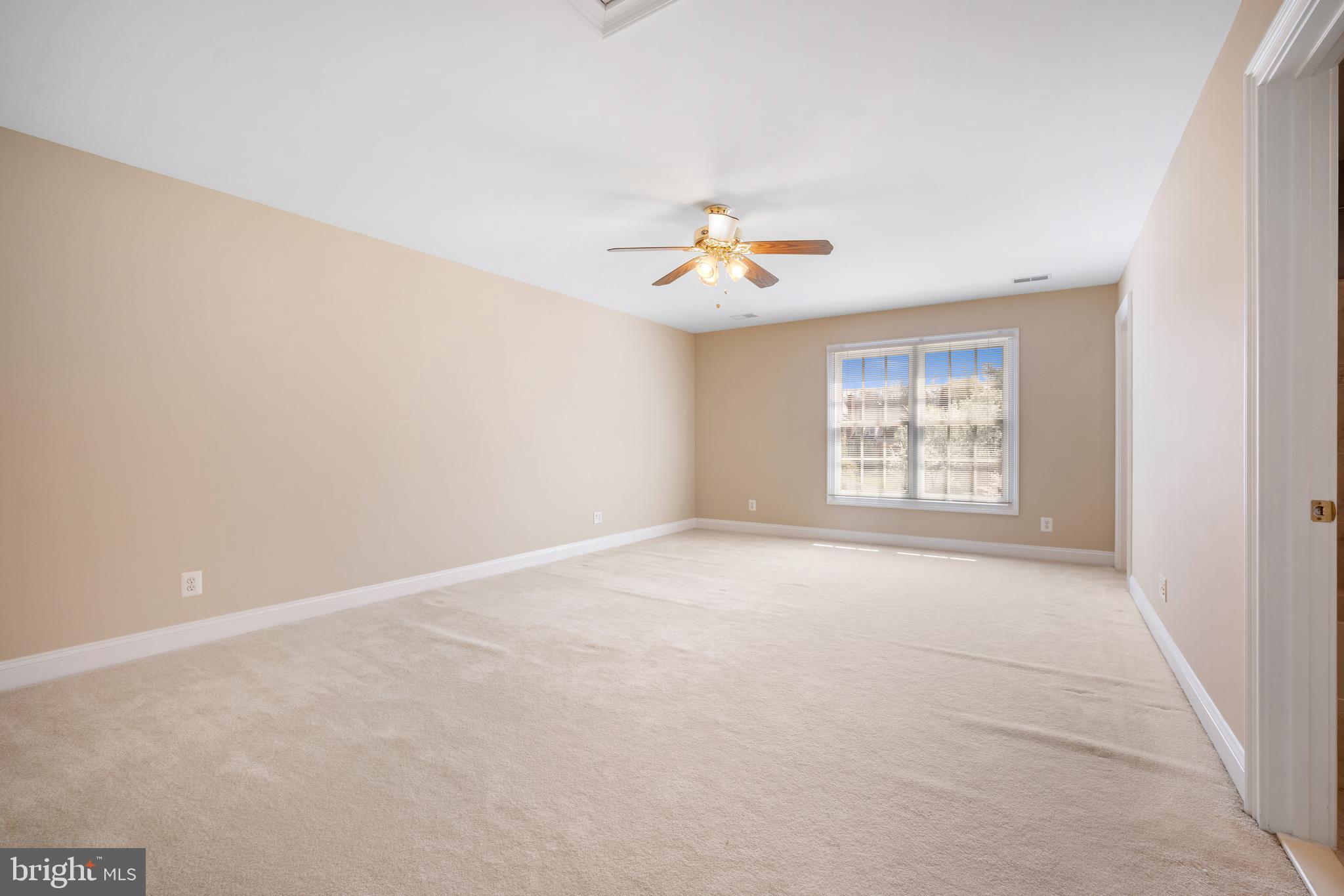 WINDSONG SOUTH - Residential