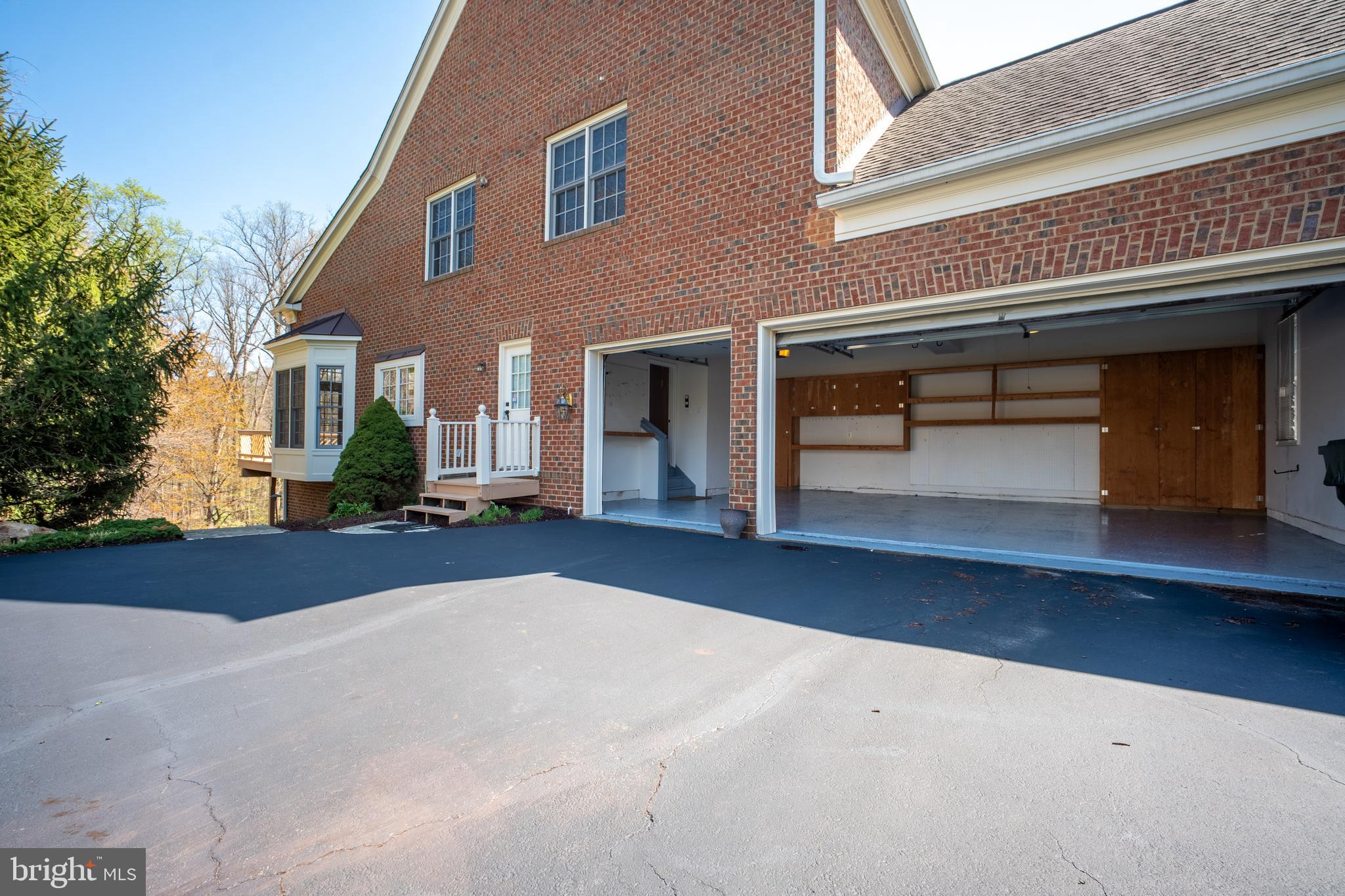 WINDSONG SOUTH - Residential