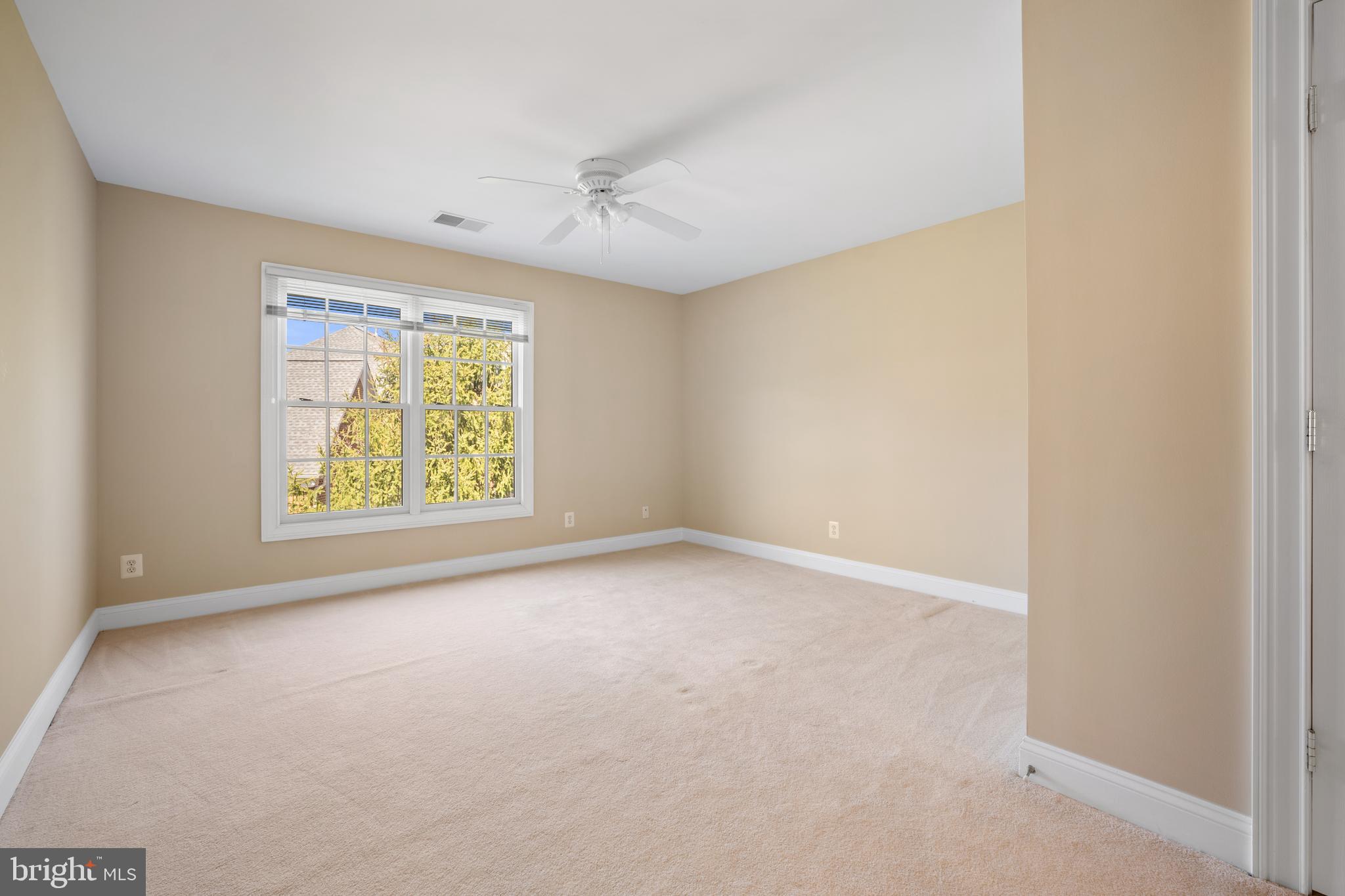 WINDSONG SOUTH - Residential