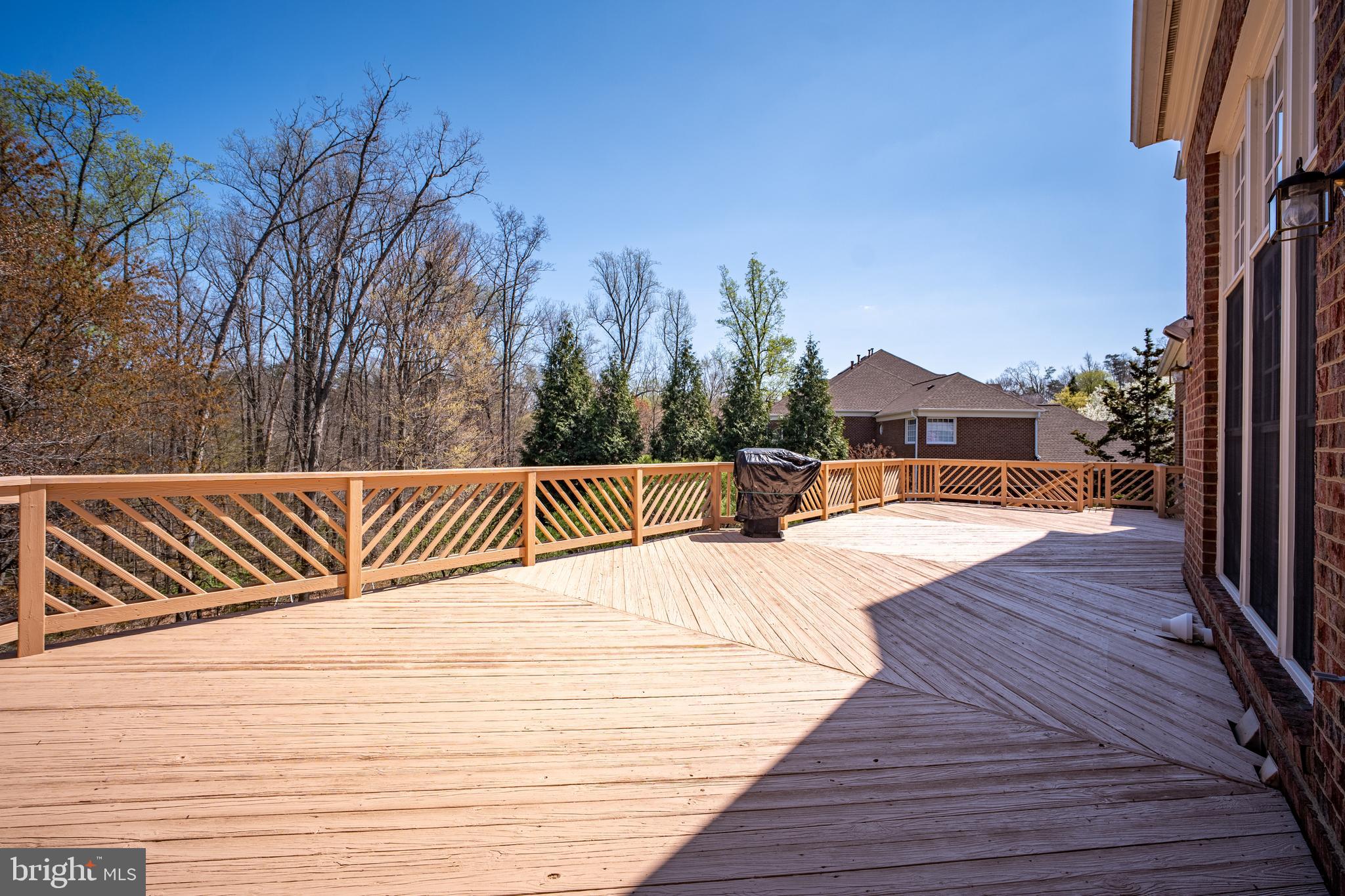 WINDSONG SOUTH - Residential