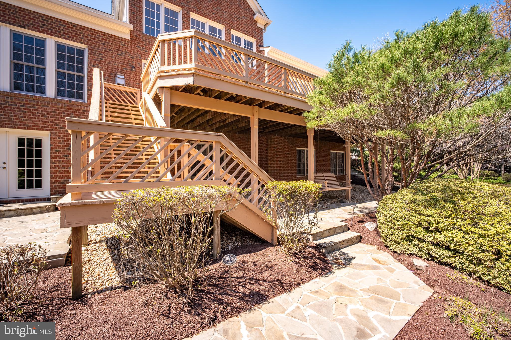 WINDSONG SOUTH - Residential