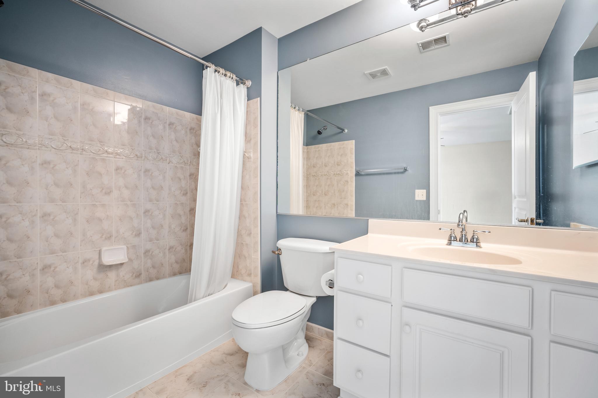 WINDSONG SOUTH - Residential