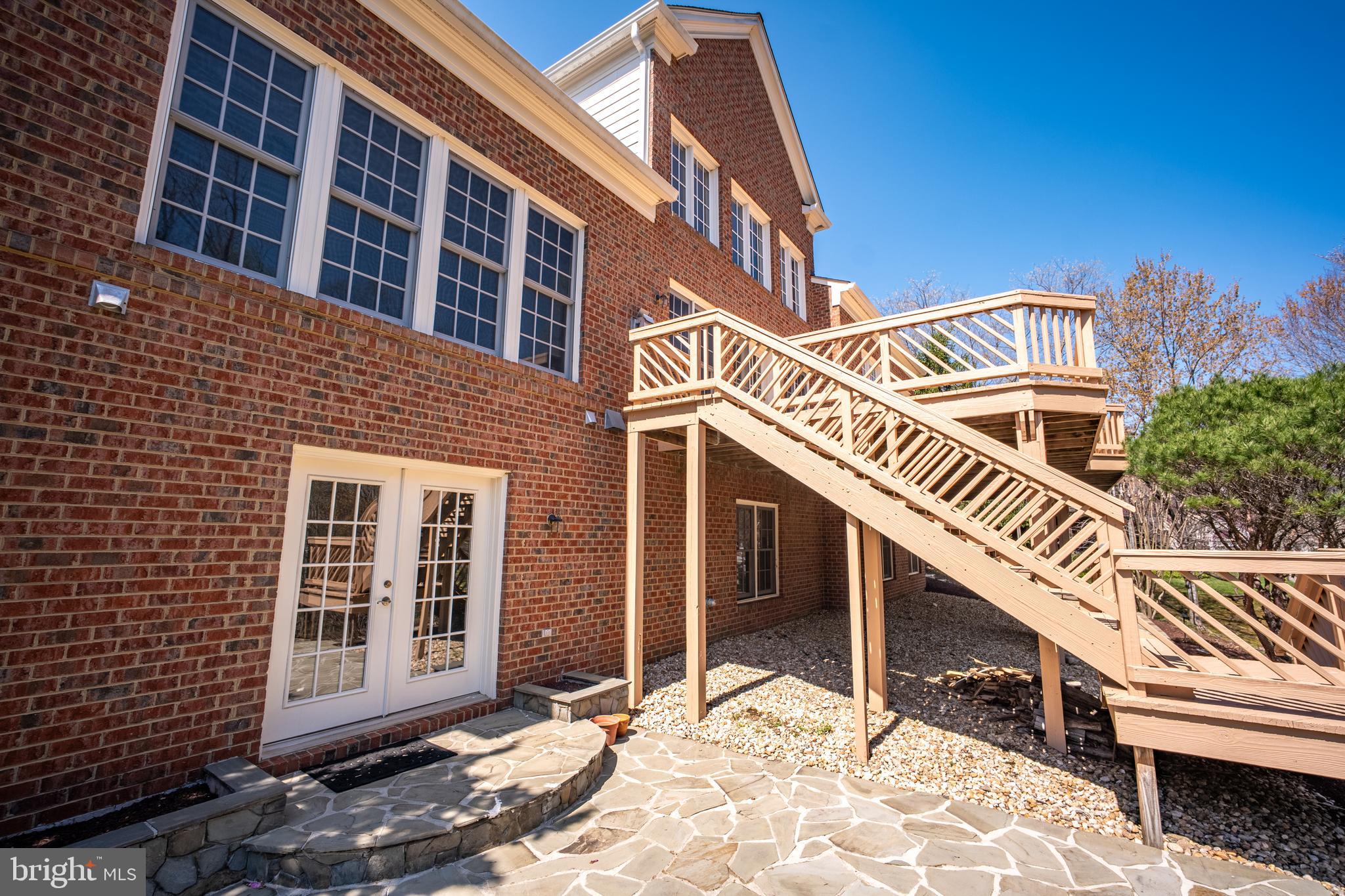 WINDSONG SOUTH - Residential