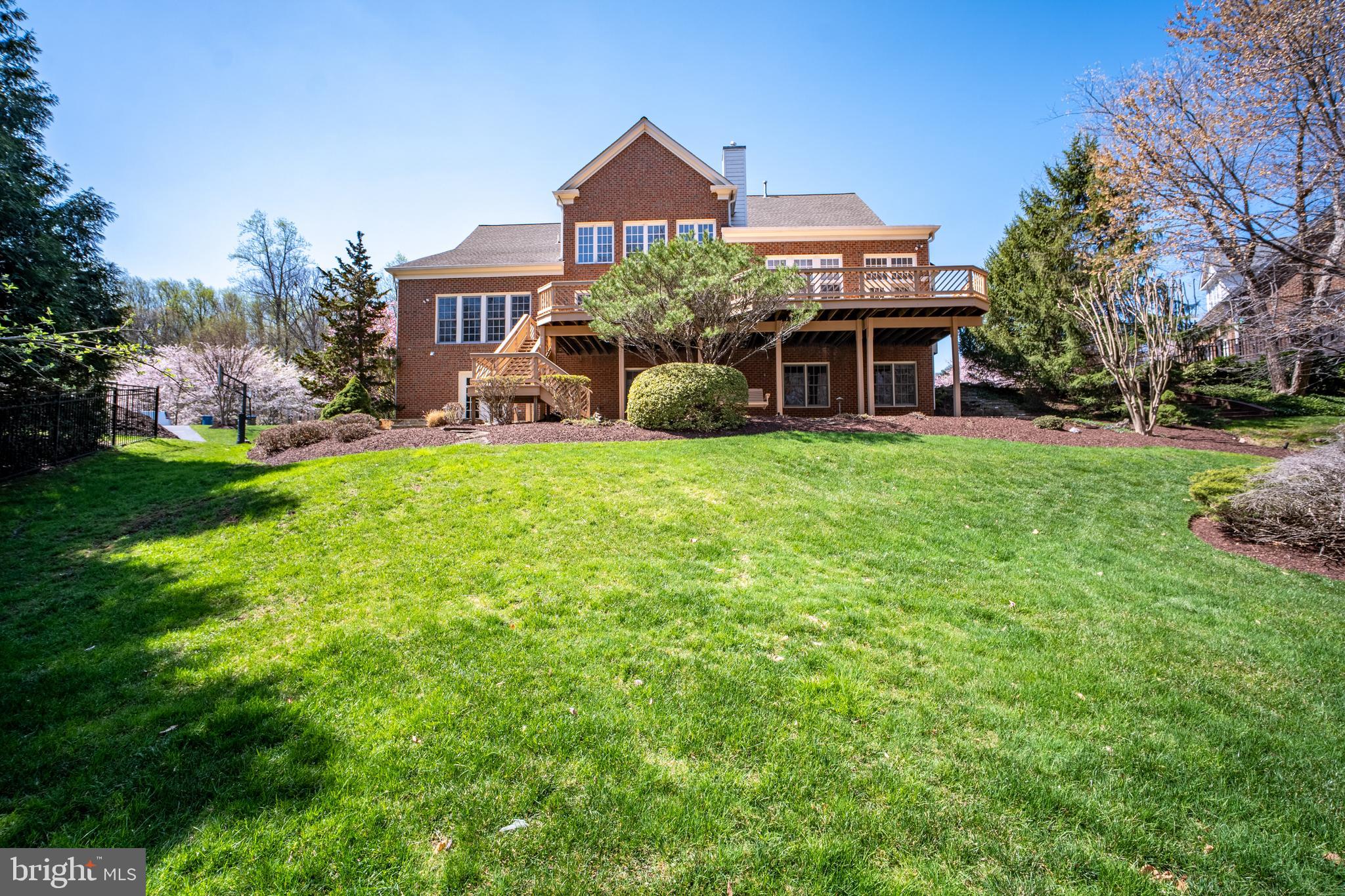 WINDSONG SOUTH - Residential