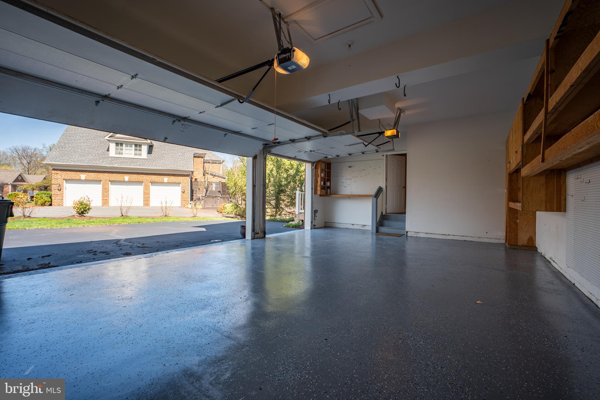 WINDSONG SOUTH - Residential