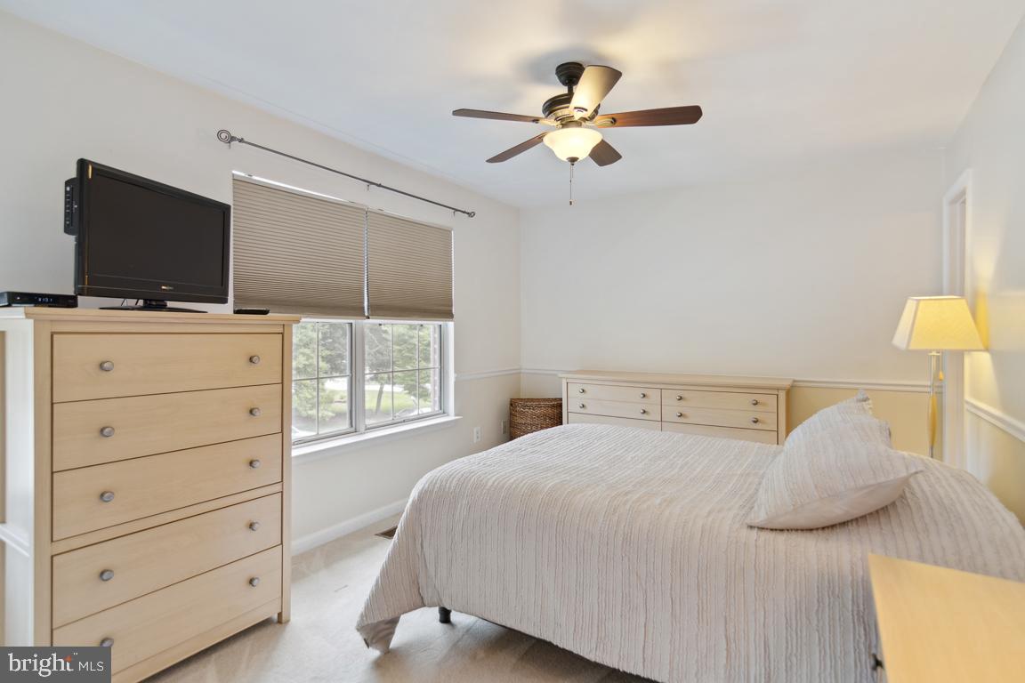 HUNTERS RUN - Residential