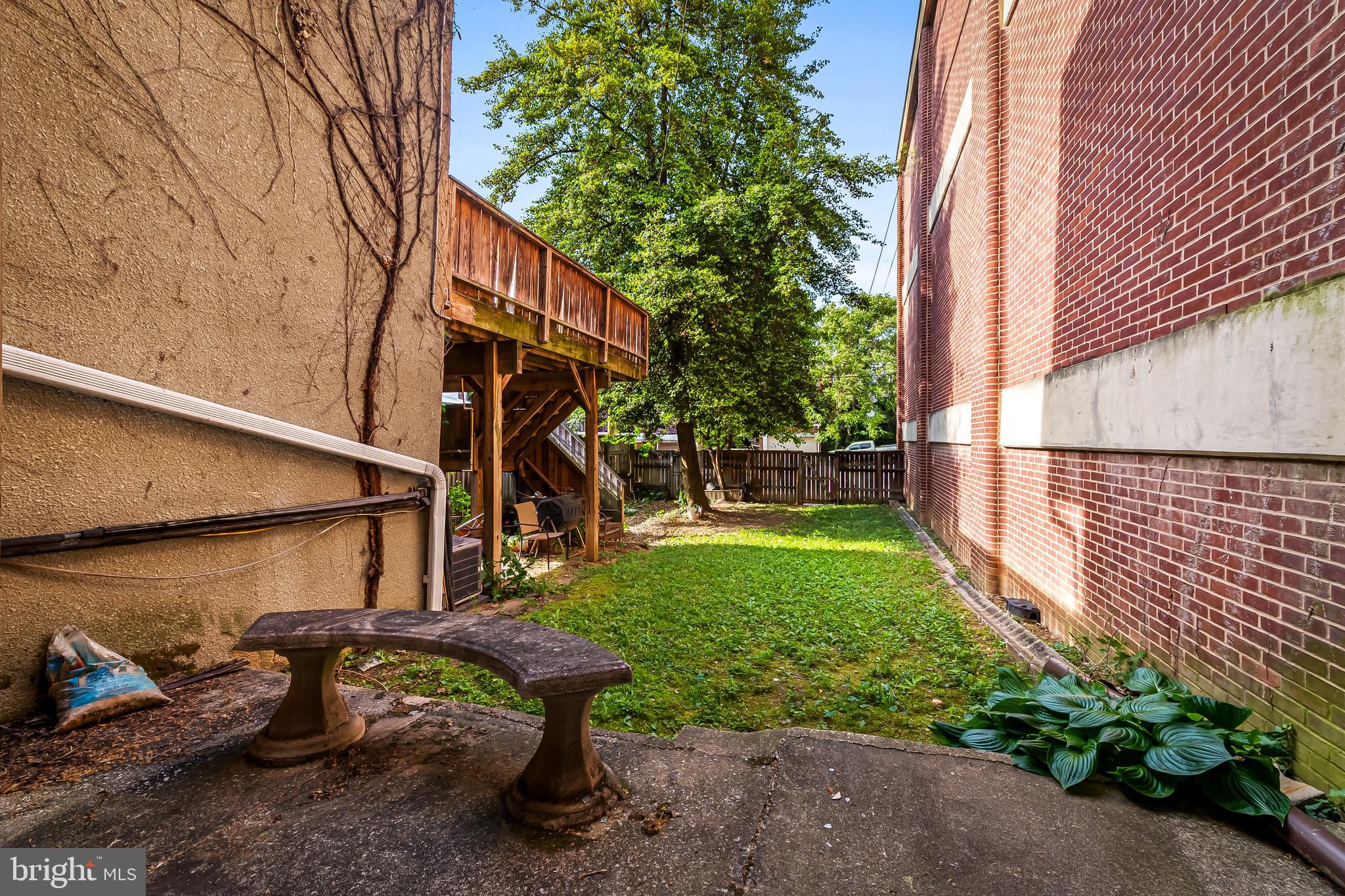 CHARLES VILLAGE - Residential