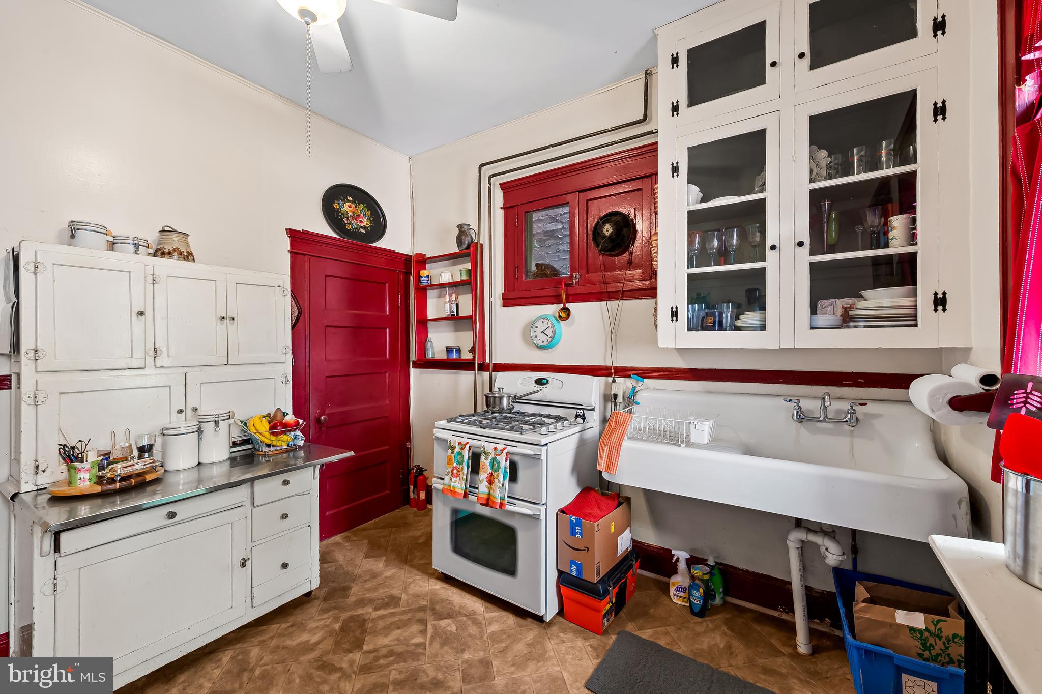CHARLES VILLAGE - Residential