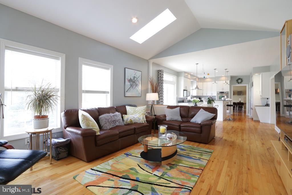 SAYBROOK - Residential