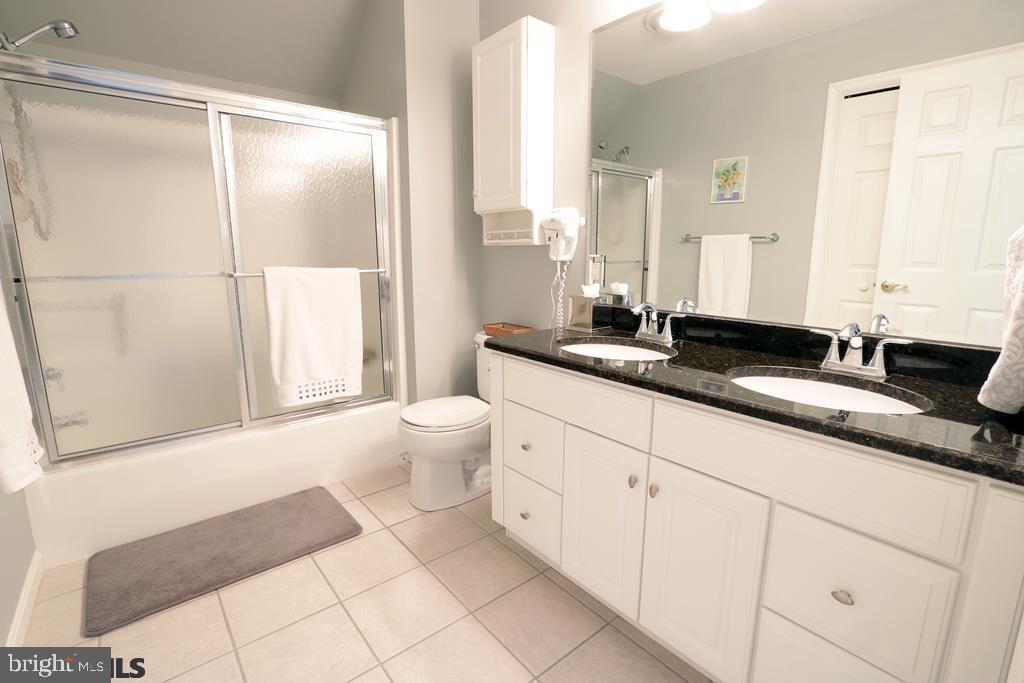 SAYBROOK - Residential