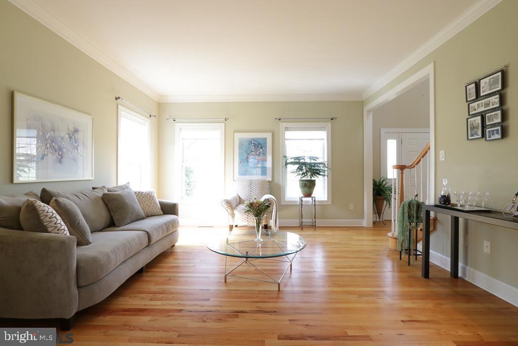 SAYBROOK - Residential
