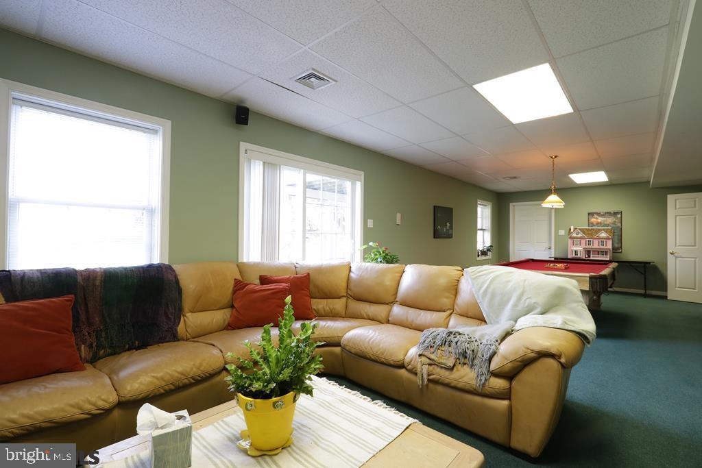 SAYBROOK - Residential