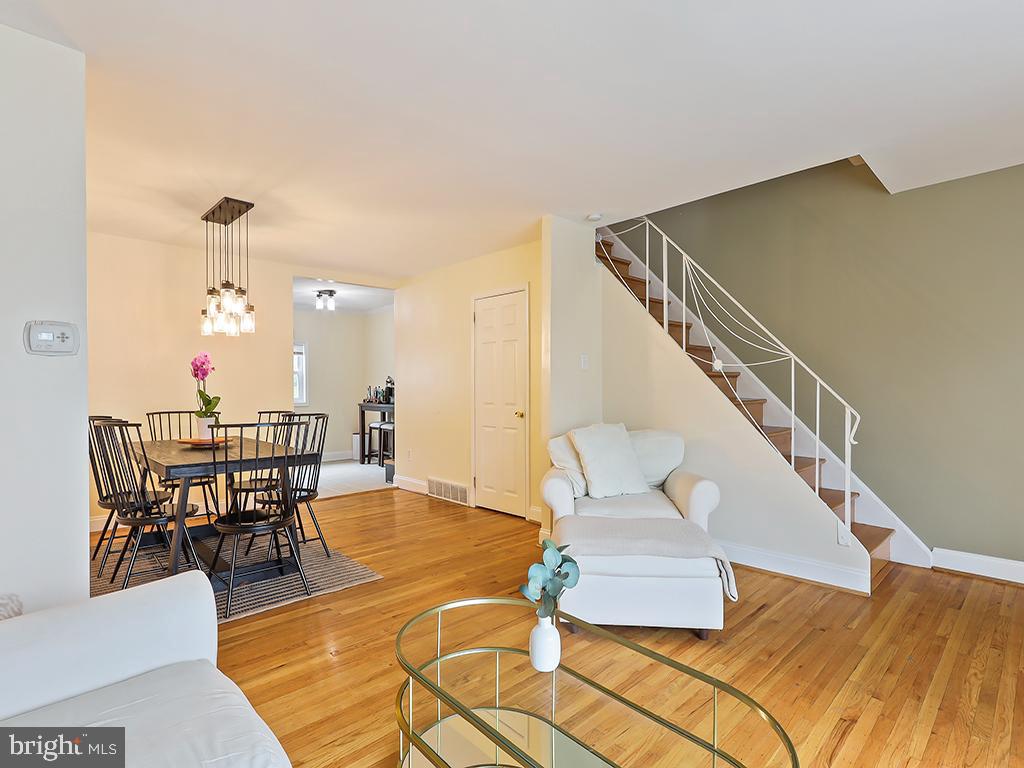 3721 S HEREFORD LANE