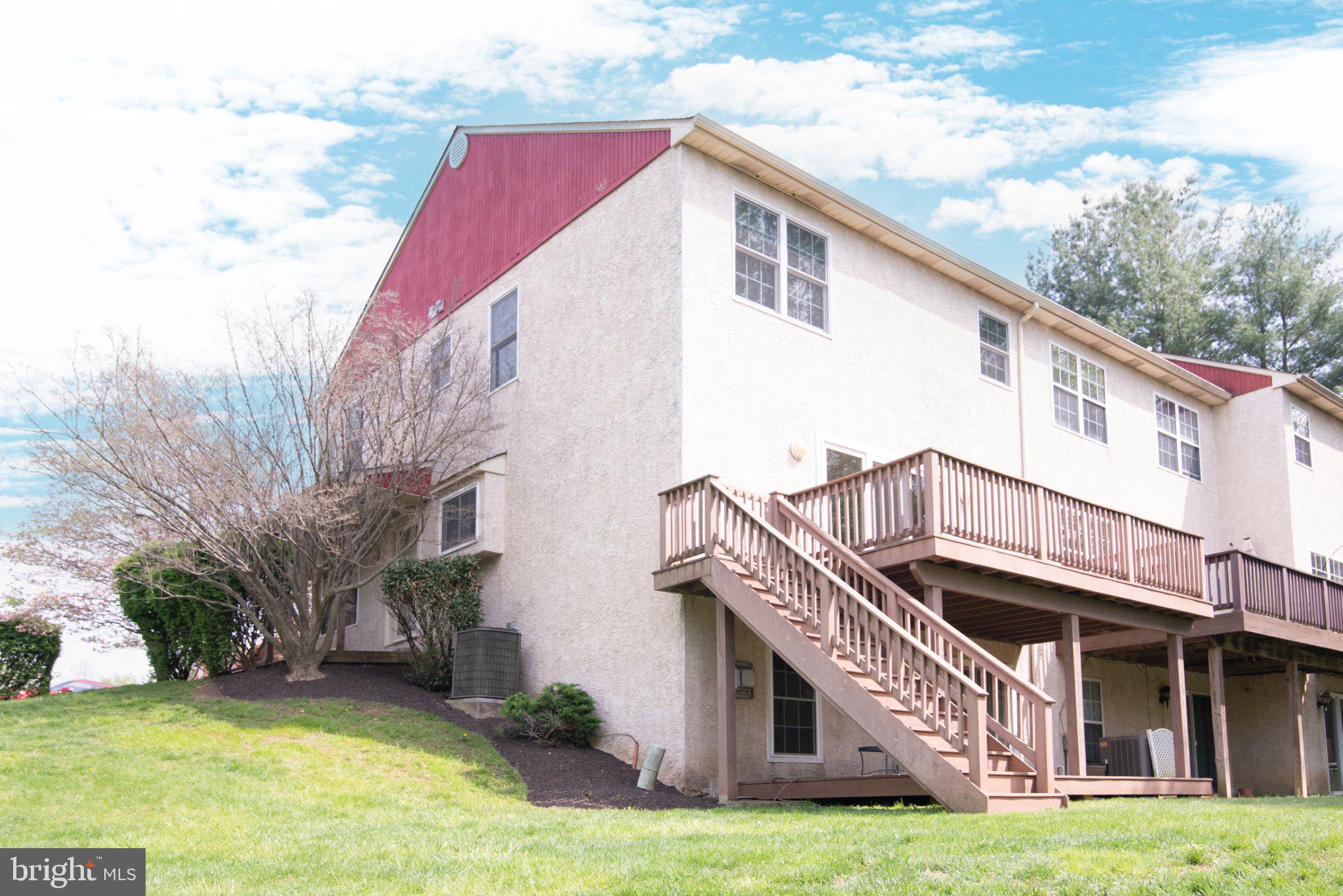 ANDORRA WOODS - Residential