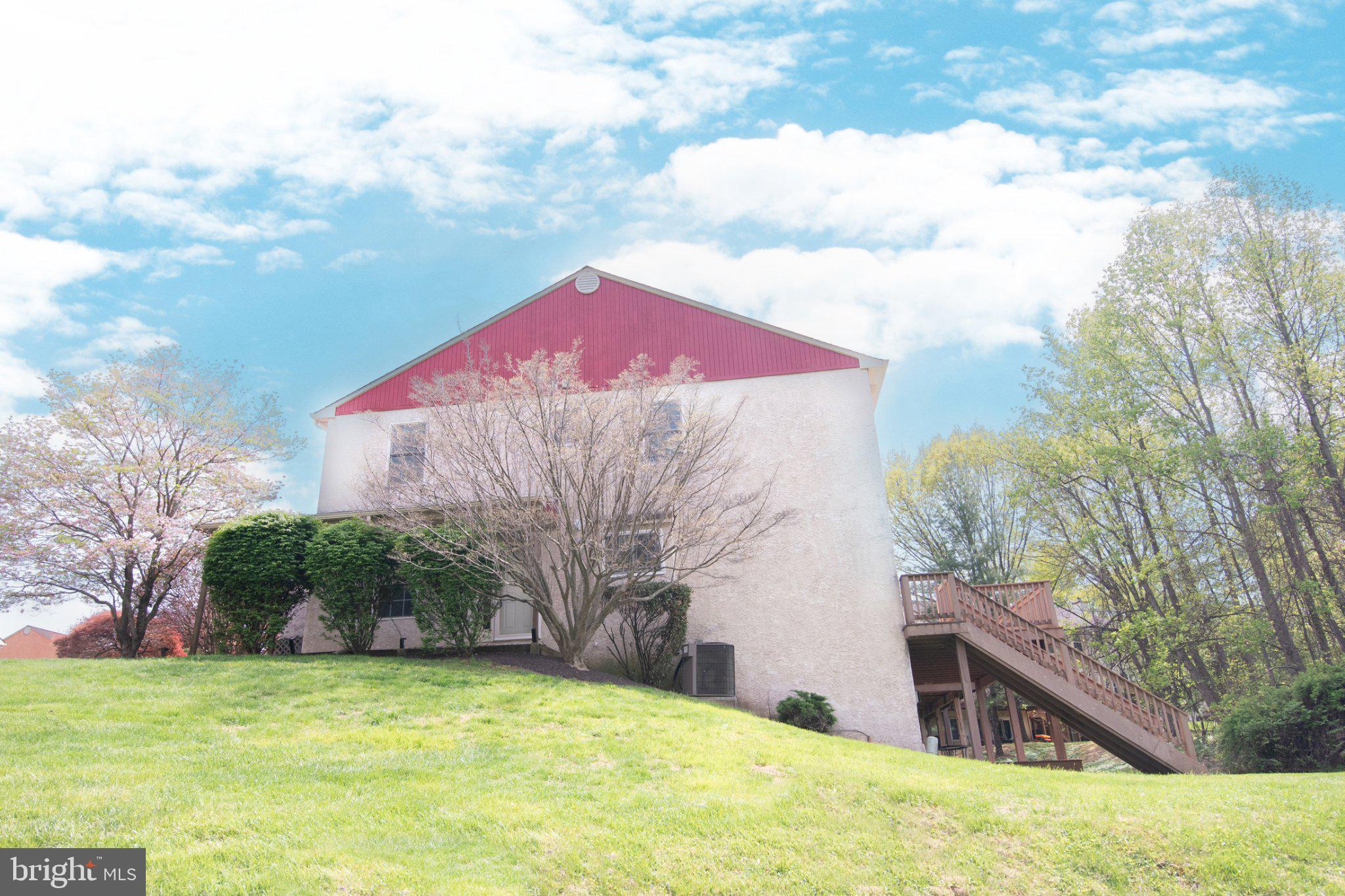 ANDORRA WOODS - Residential