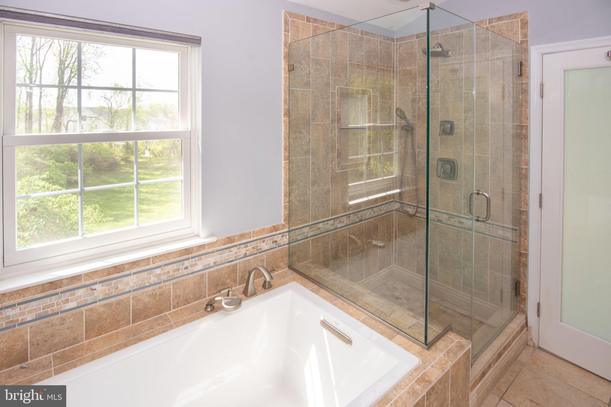 ANDORRA WOODS - Residential