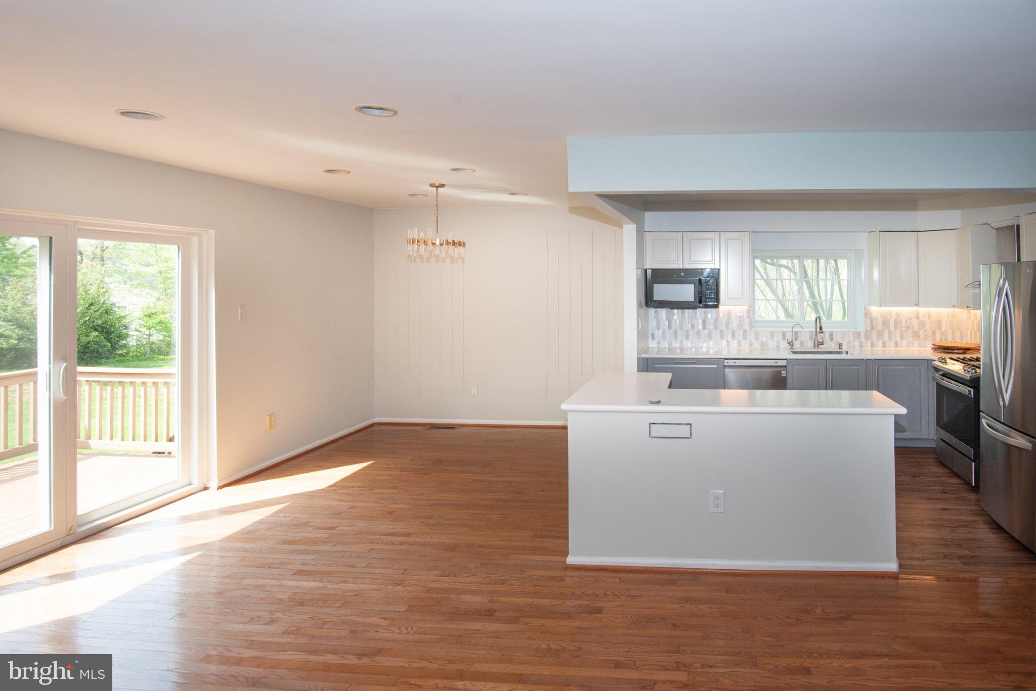 ANDORRA WOODS - Residential