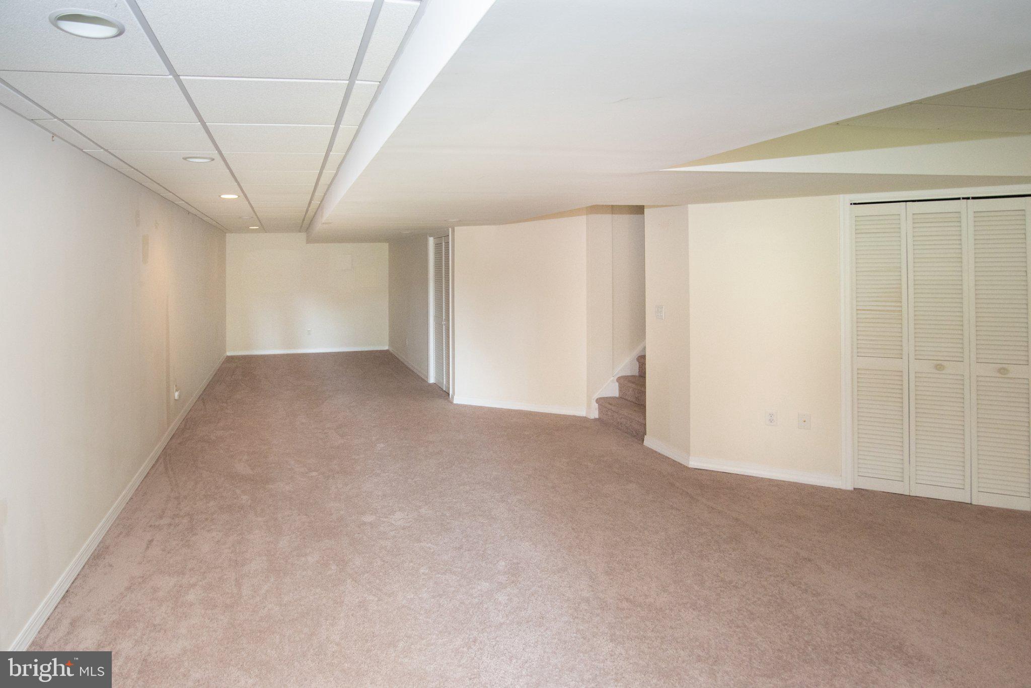 ANDORRA WOODS - Residential