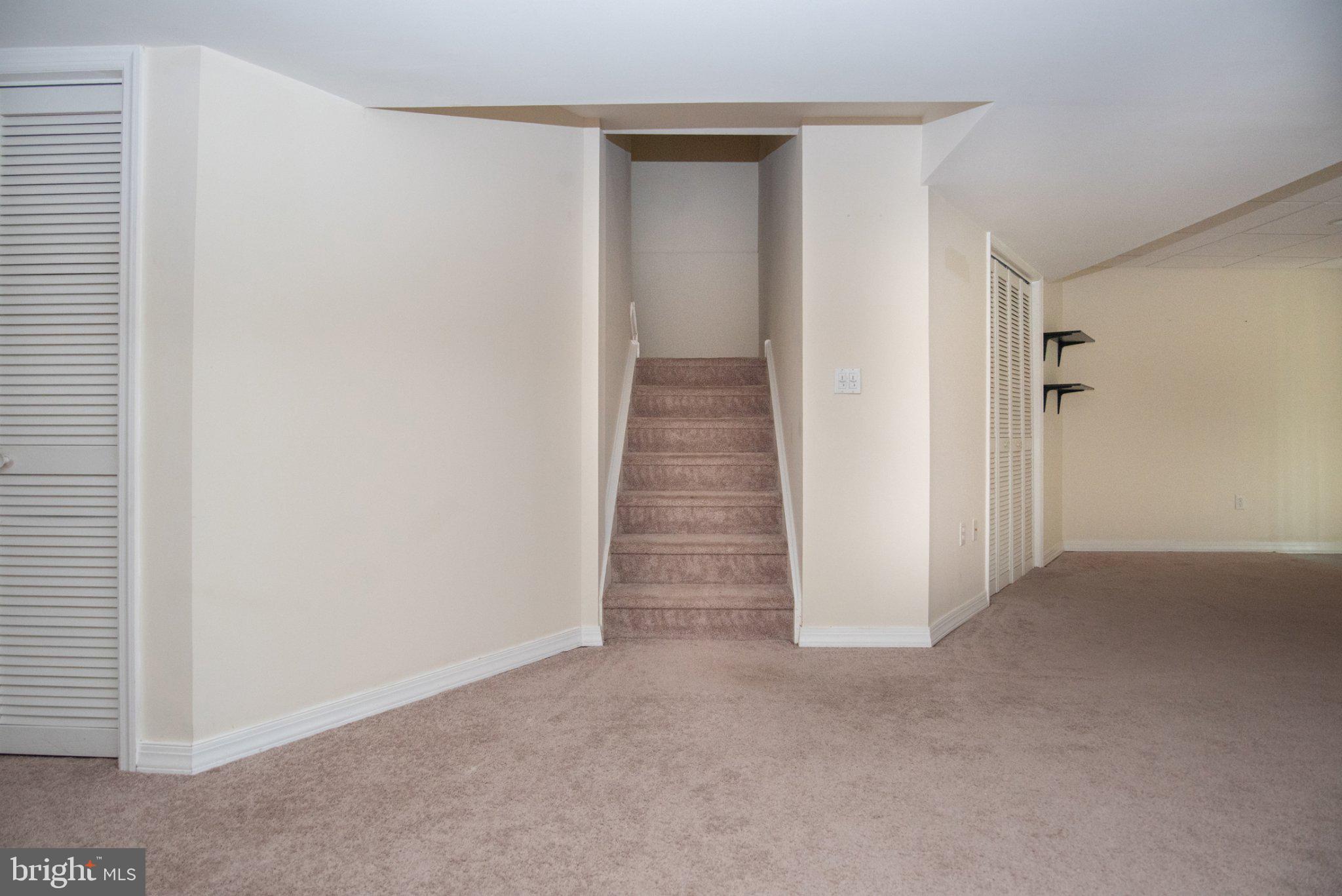 ANDORRA WOODS - Residential