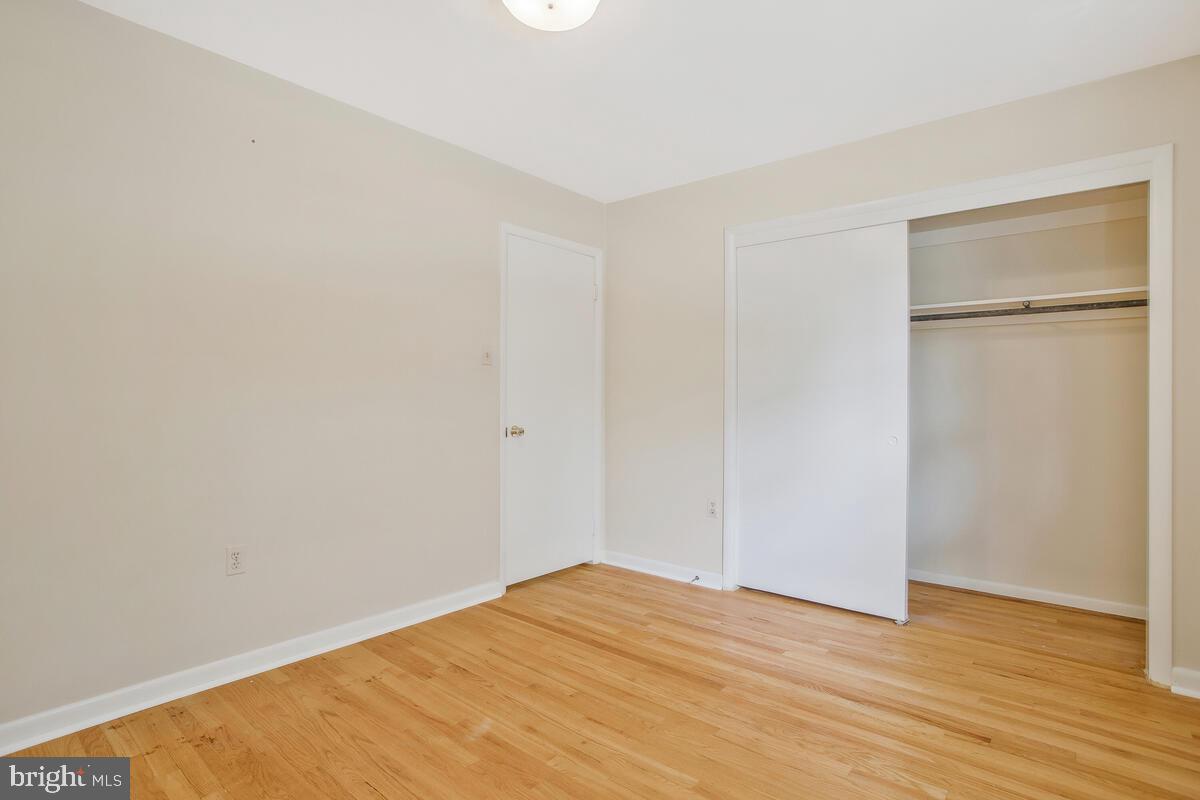 FAIRLAWN-LAUREL - Residential