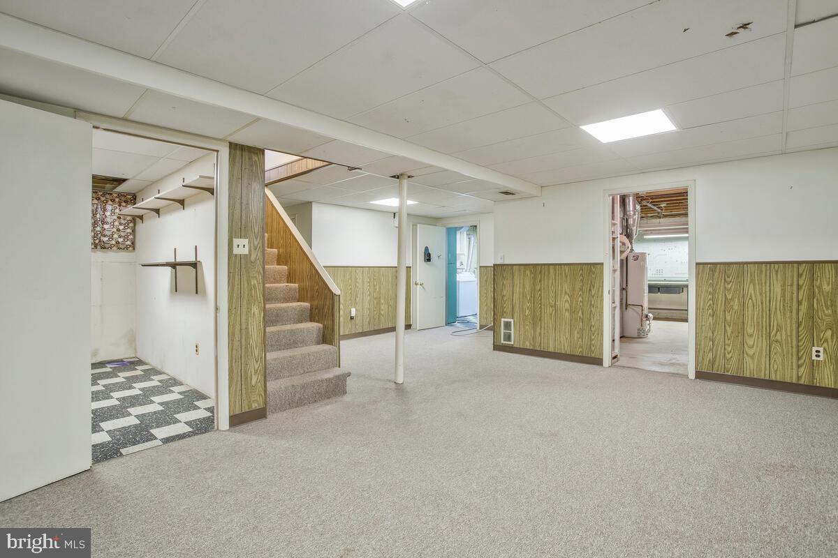 FAIRLAWN-LAUREL - Residential