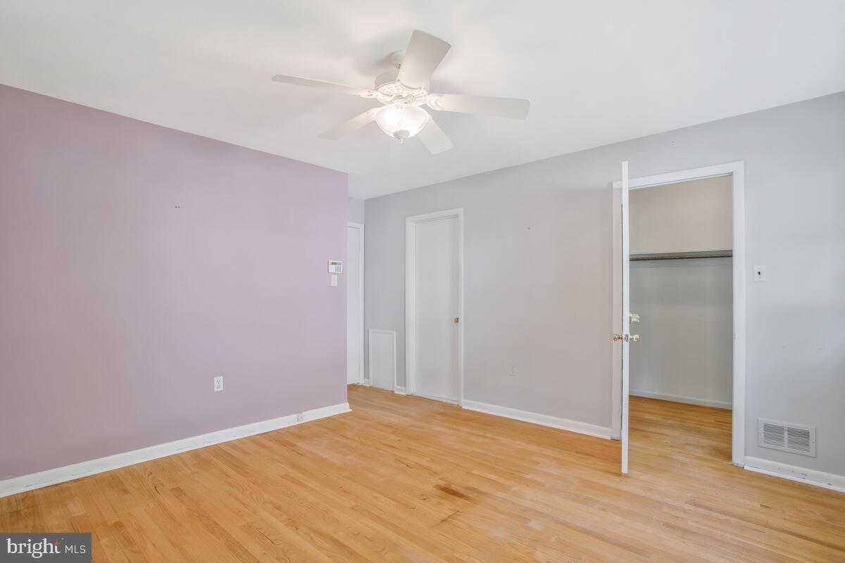 FAIRLAWN-LAUREL - Residential