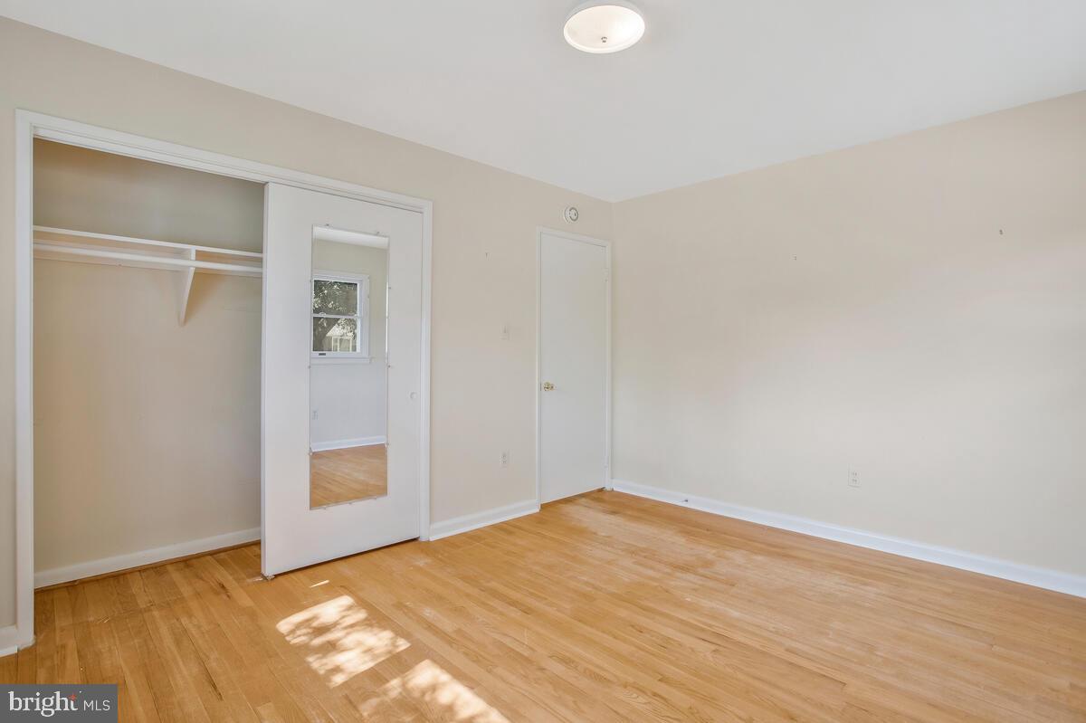 FAIRLAWN-LAUREL - Residential