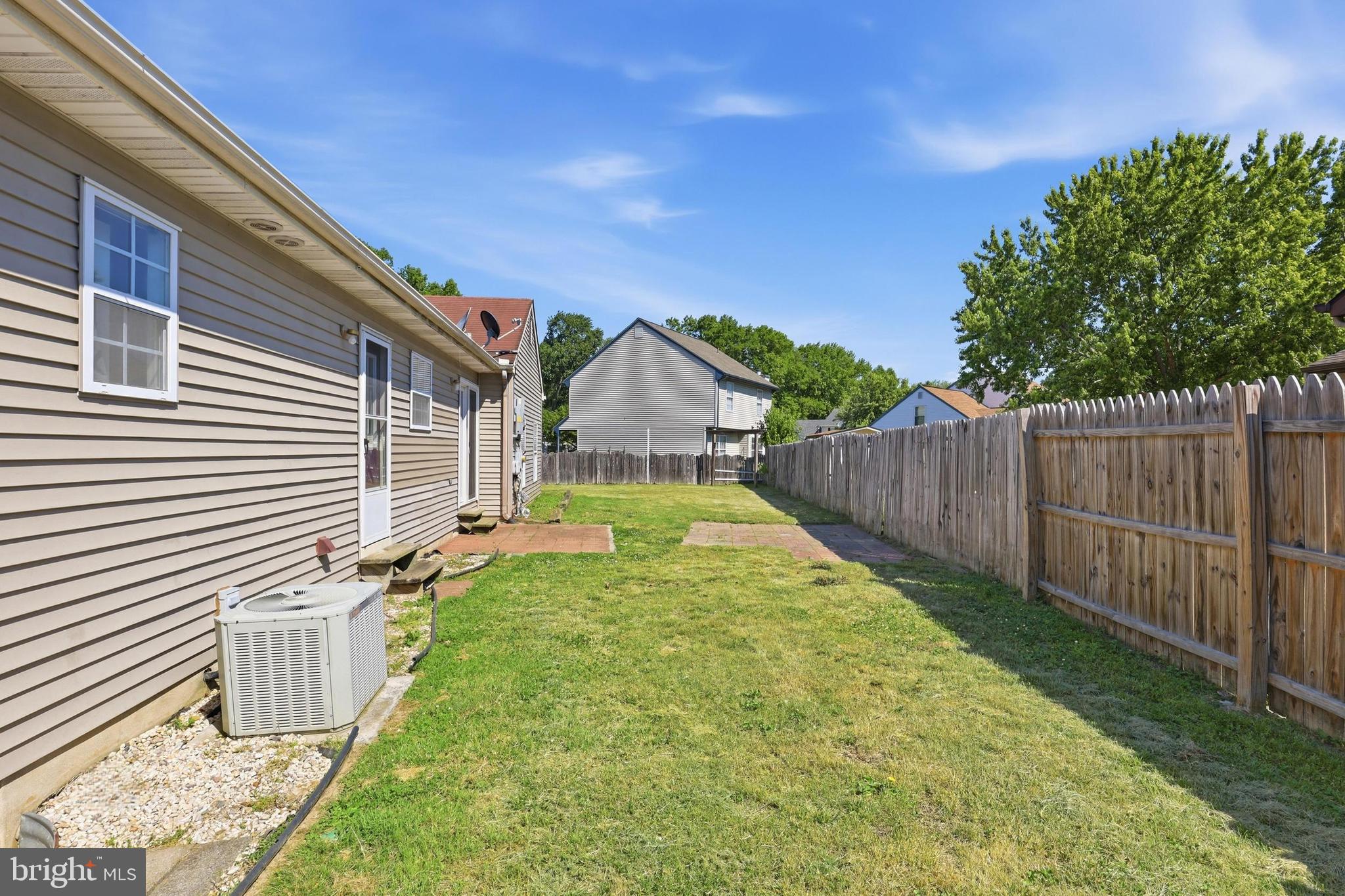 CARLISLE VIL - Residential