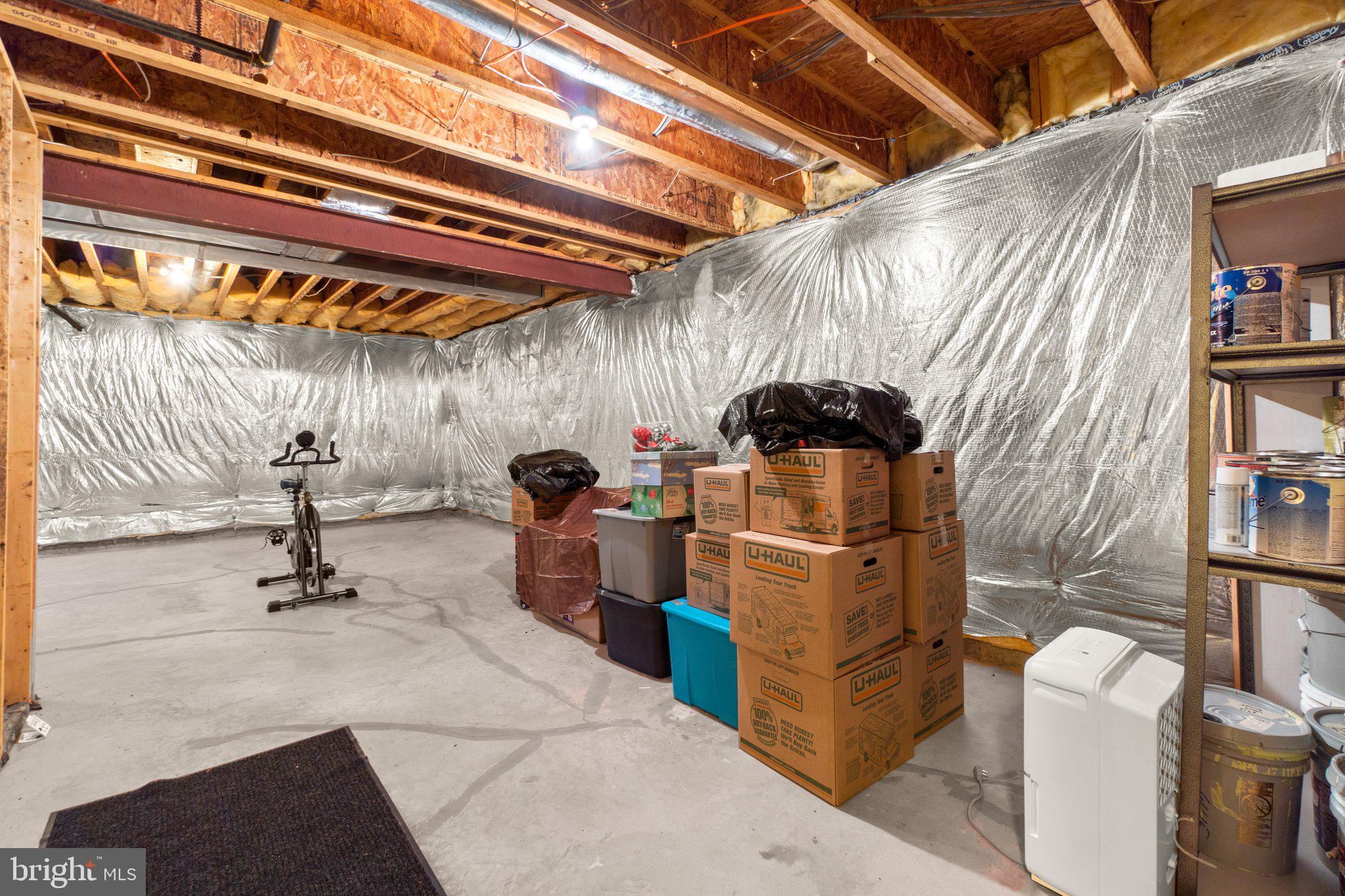 ADAMSTOWN COMMONS - Residential