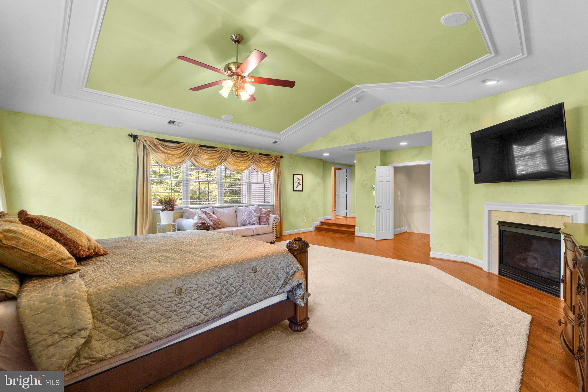 ADAMSTOWN COMMONS - Residential