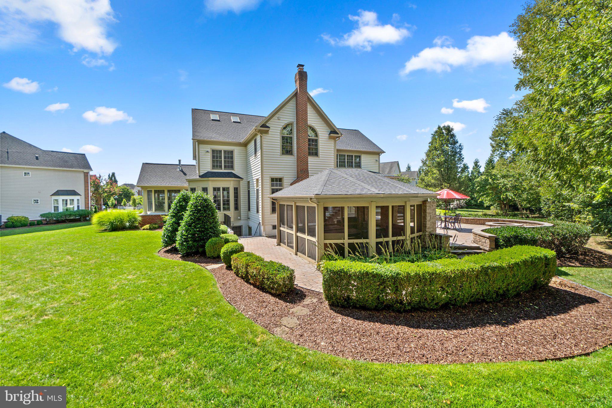 ADAMSTOWN COMMONS - Residential