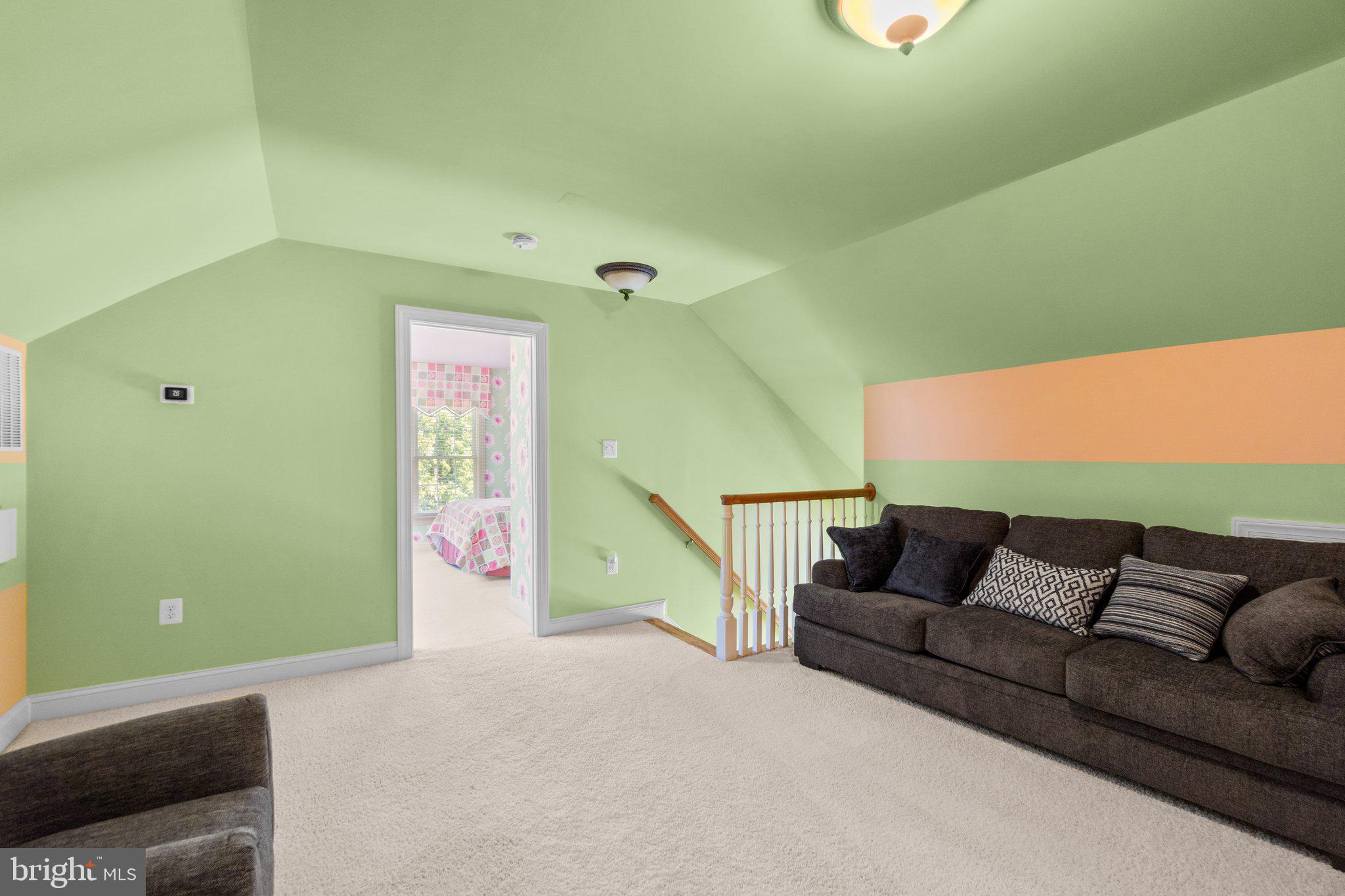 ADAMSTOWN COMMONS - Residential