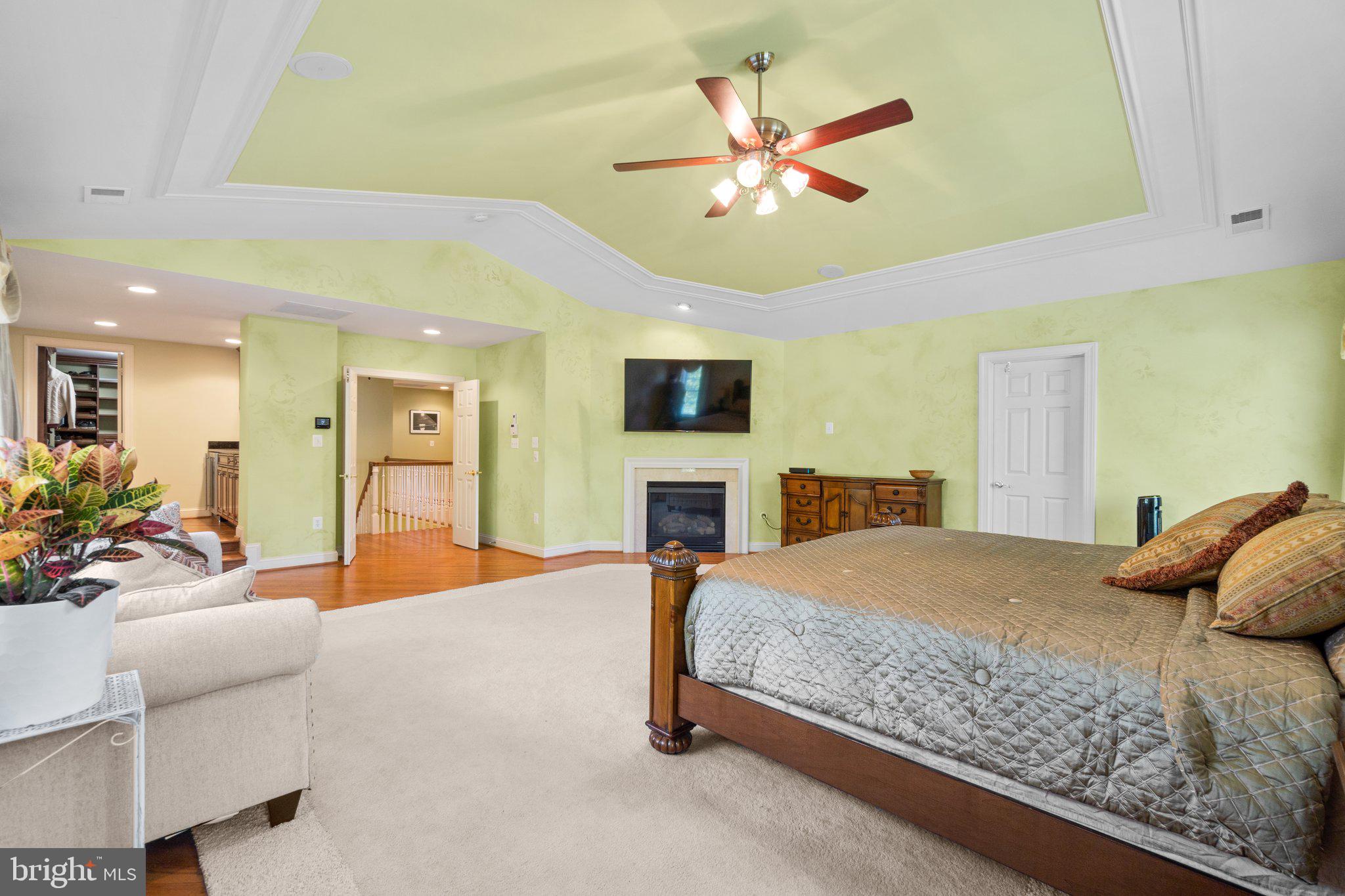 ADAMSTOWN COMMONS - Residential