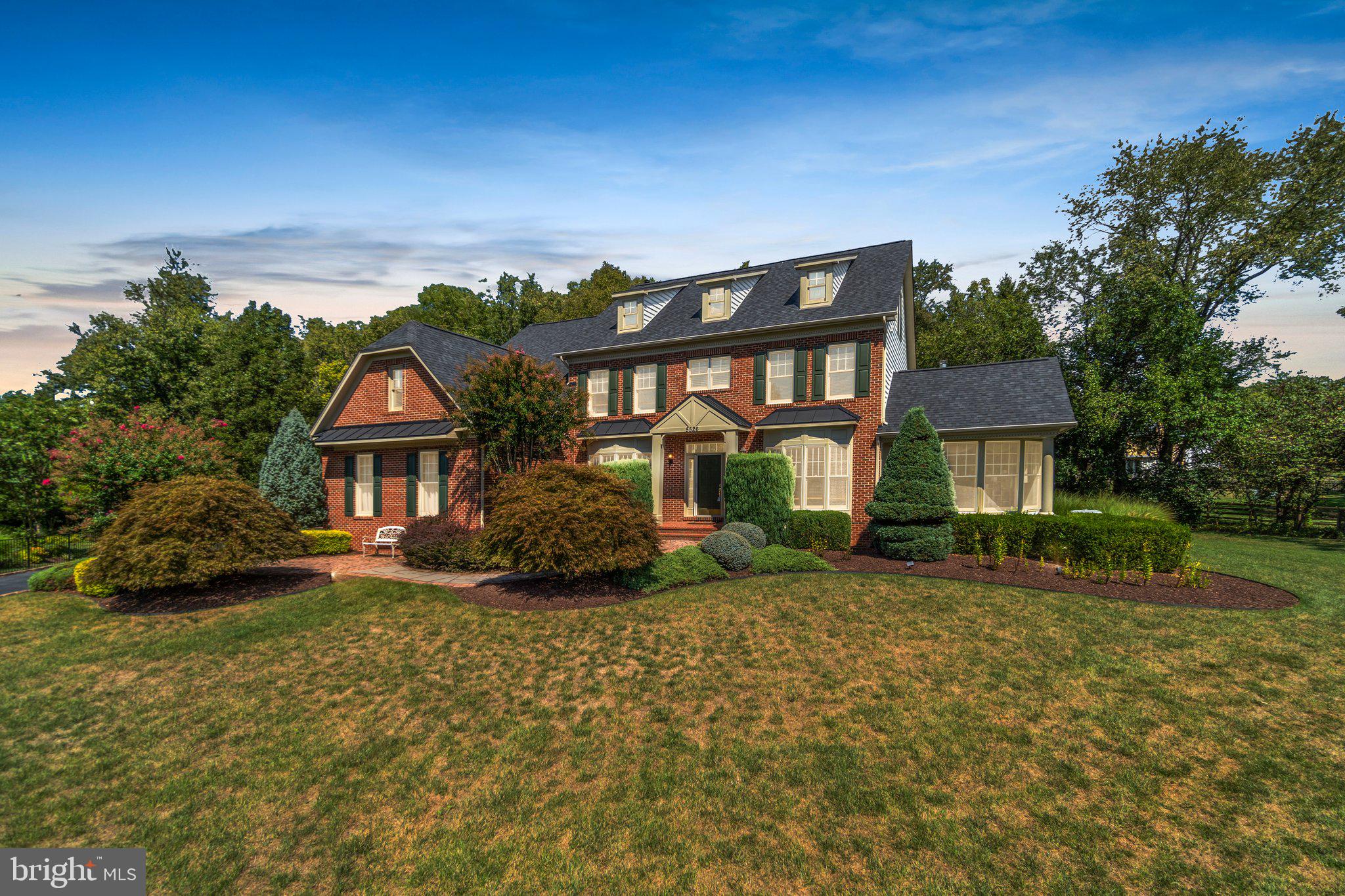 ADAMSTOWN COMMONS - Residential