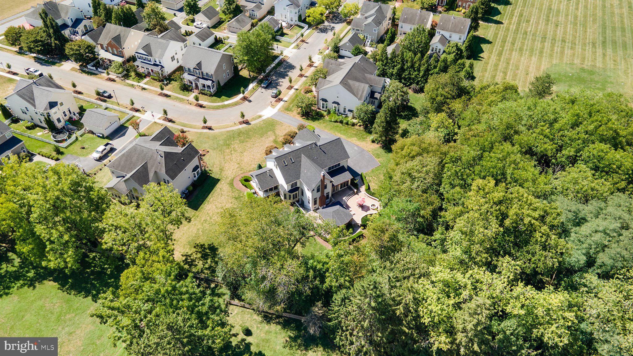 ADAMSTOWN COMMONS - Residential