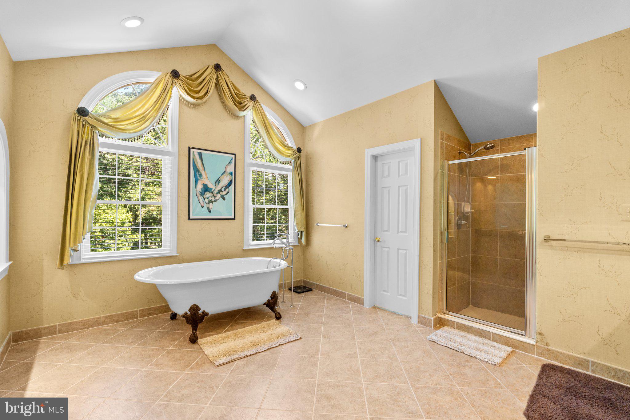 ADAMSTOWN COMMONS - Residential