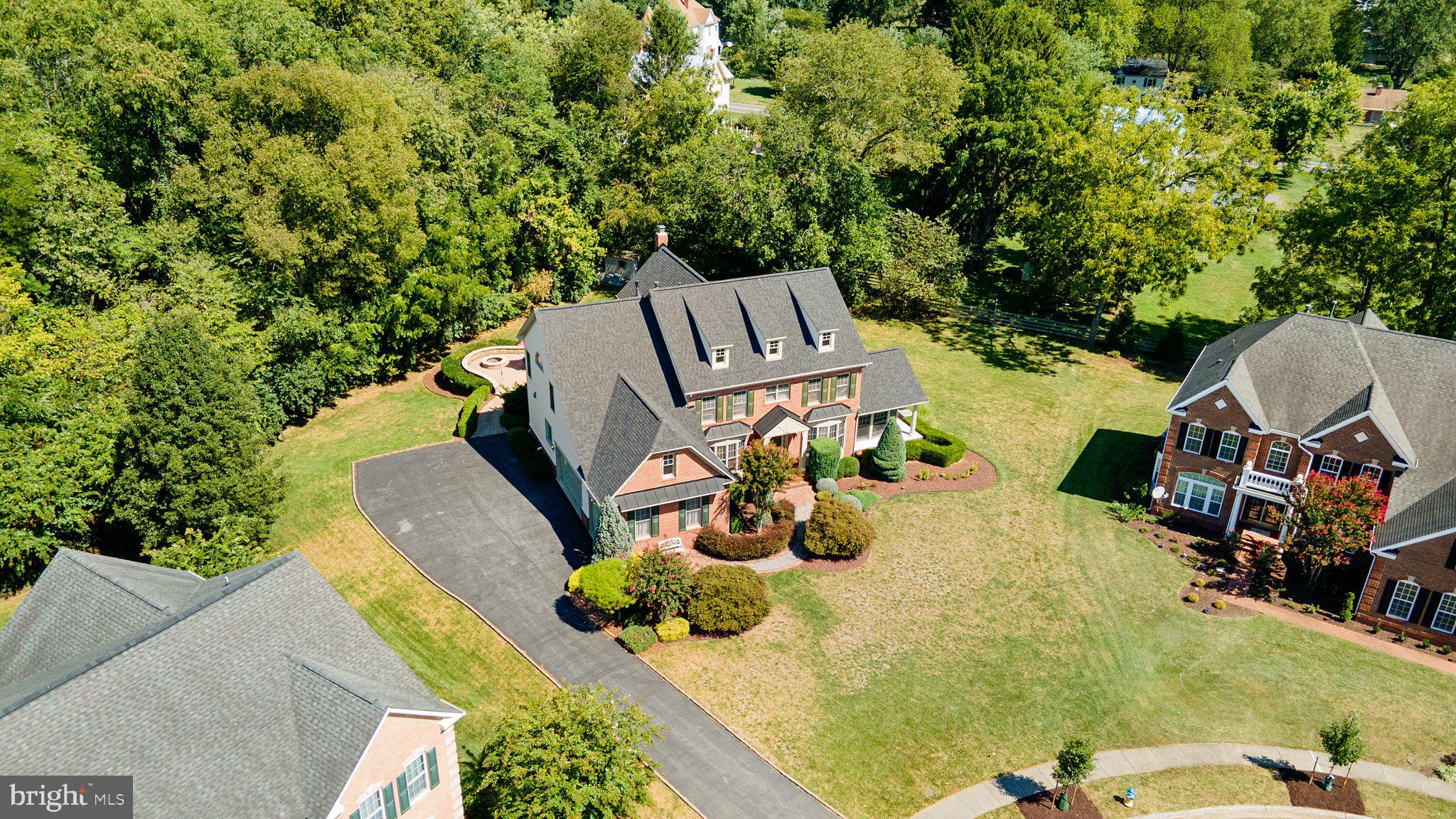 ADAMSTOWN COMMONS - Residential