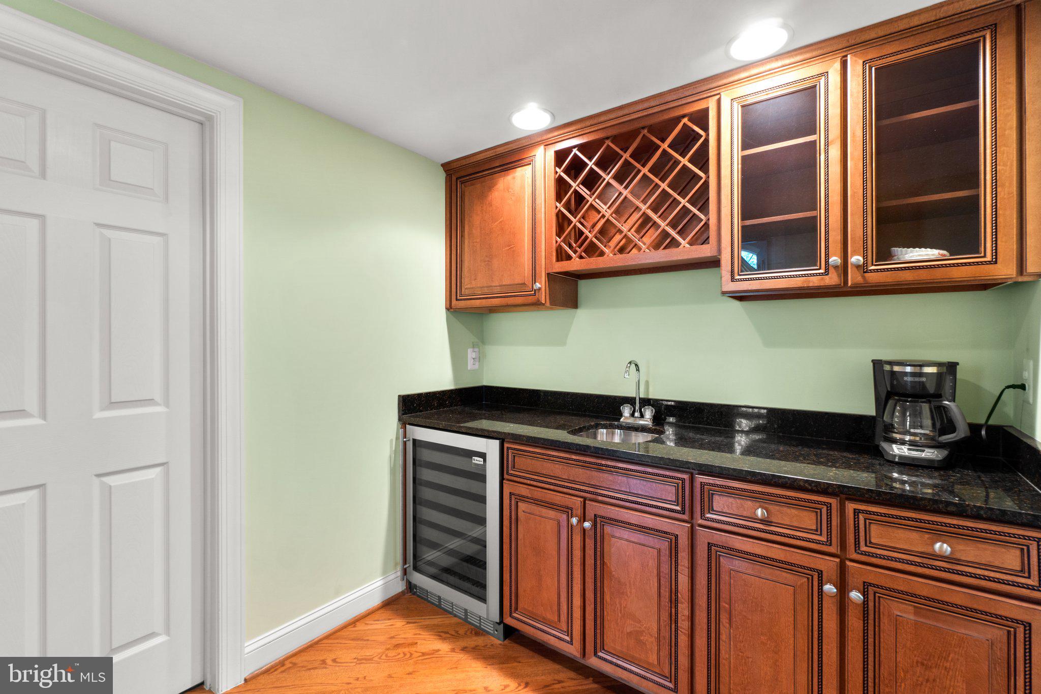 ADAMSTOWN COMMONS - Residential