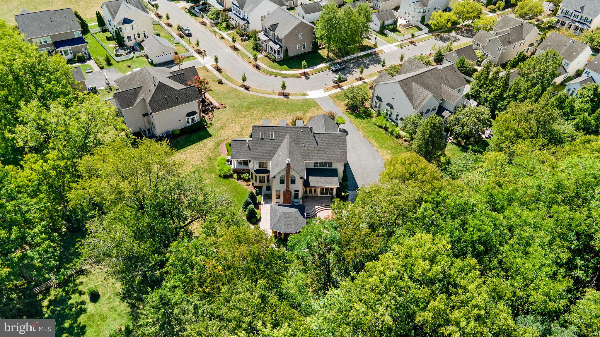 ADAMSTOWN COMMONS - Residential