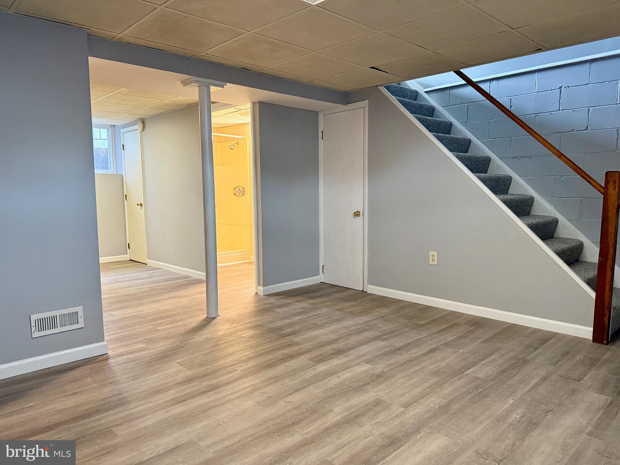 EASTFIELD - Residential Lease