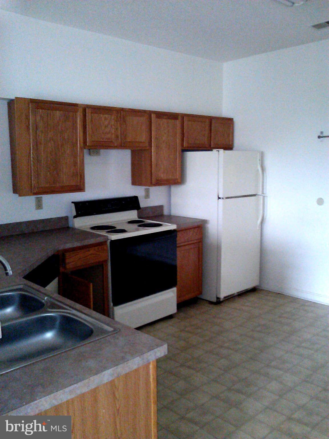 DEVON COURT - Residential