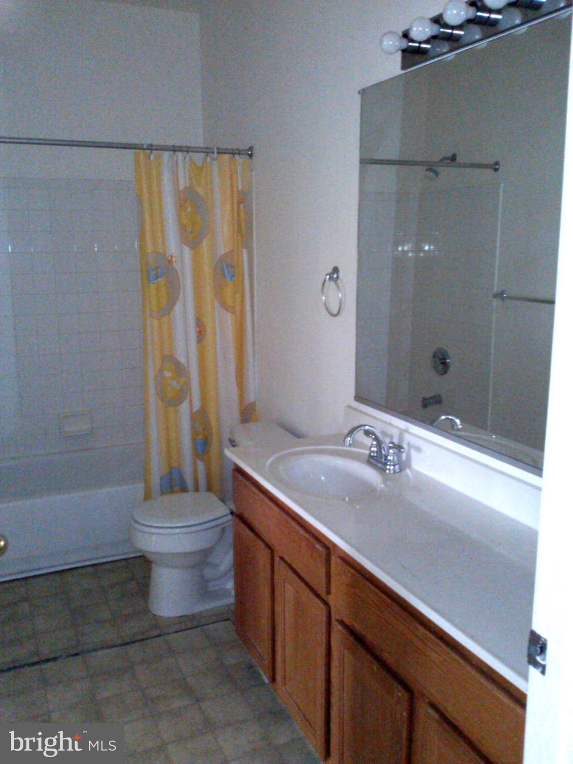 DEVON COURT - Residential