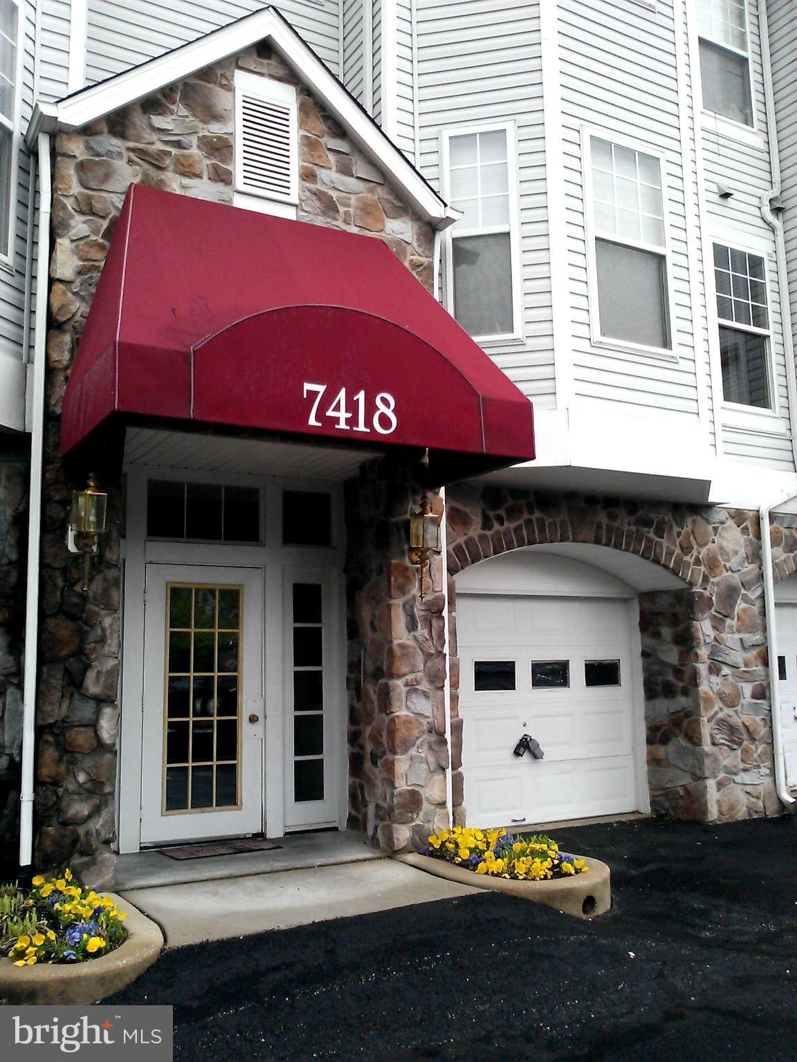 DEVON COURT - Residential