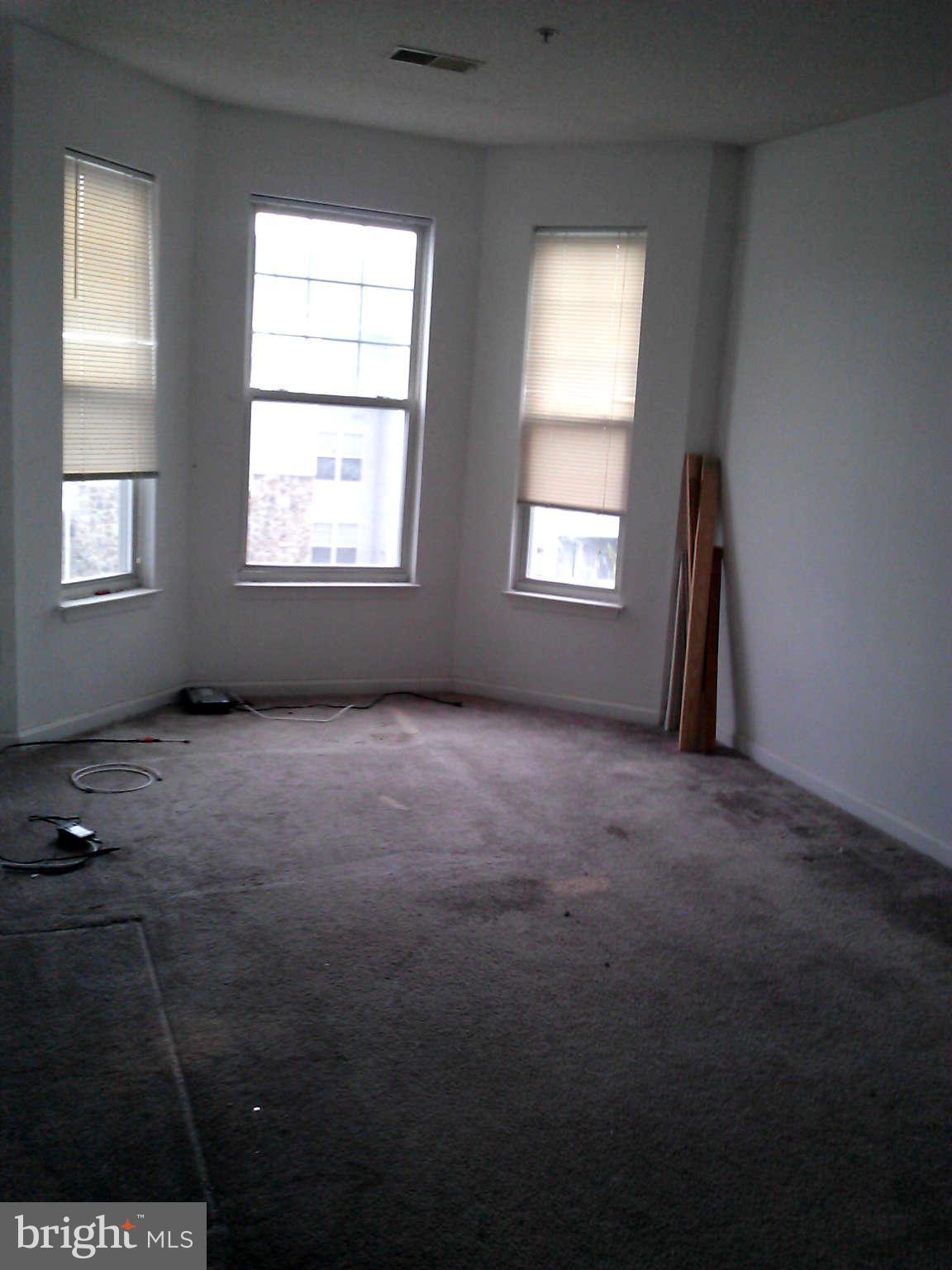 DEVON COURT - Residential