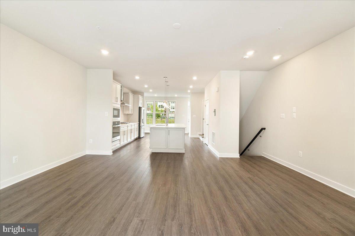 LAKE LINGANORE OAKDALE - Residential Lease